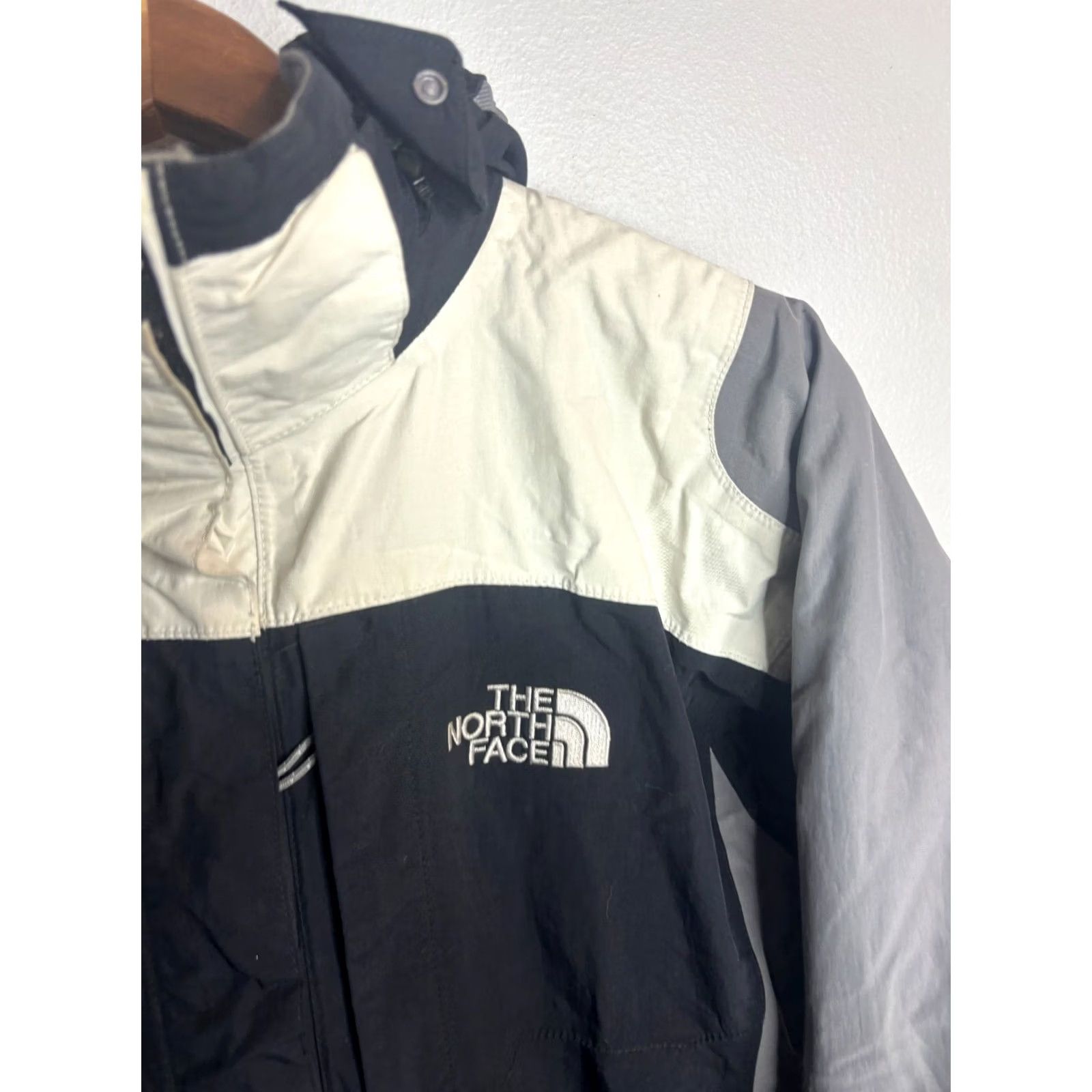 The North Face The North Face Hyvent Jacket Women’s M 3-in-1 Jacket Winter Ski 8/10 Regular Multicolor Zip Hooded Logo Em broidered Size S / US 4 / IT 40 - 2 Thumbnail