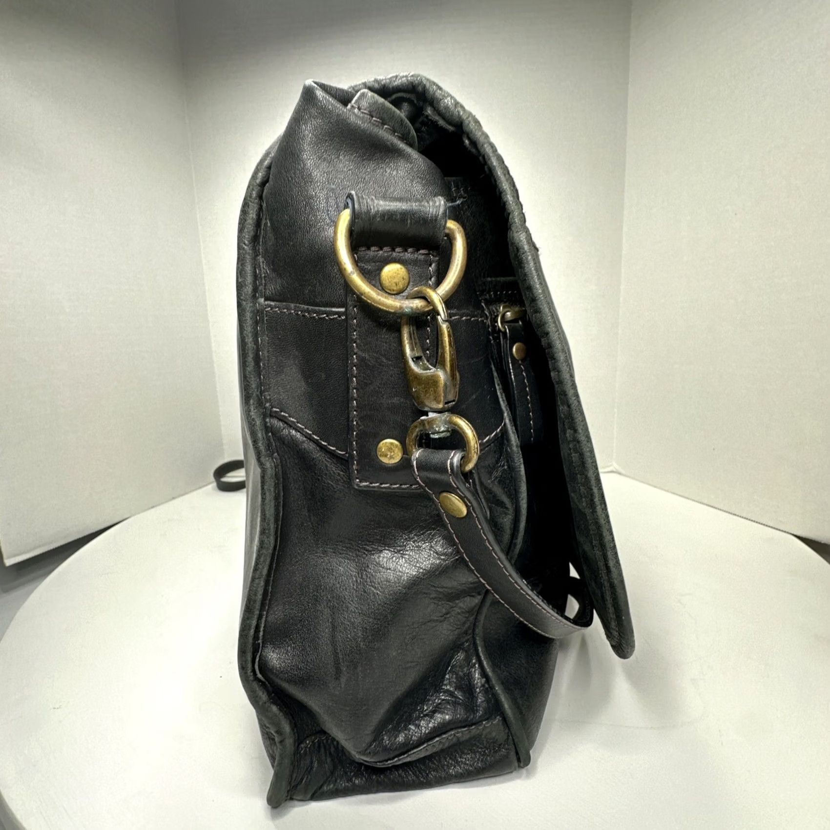 Bosca VINTAGE Bosca Leather Messenger Laptop Bag Black W/ Shoulder Strap Crossbody Size ONE SIZE - 5 Thumbnail