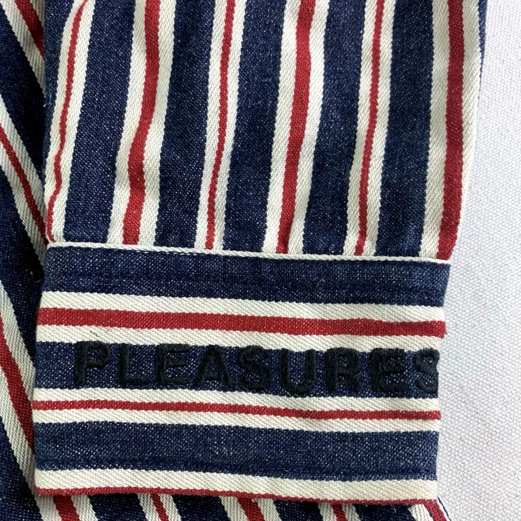 Pleasures Pleasures Now Striped Denim trucker Jacket Adult Large Blue red button up Size US L / EU 52-54 / 3 - 7 Thumbnail