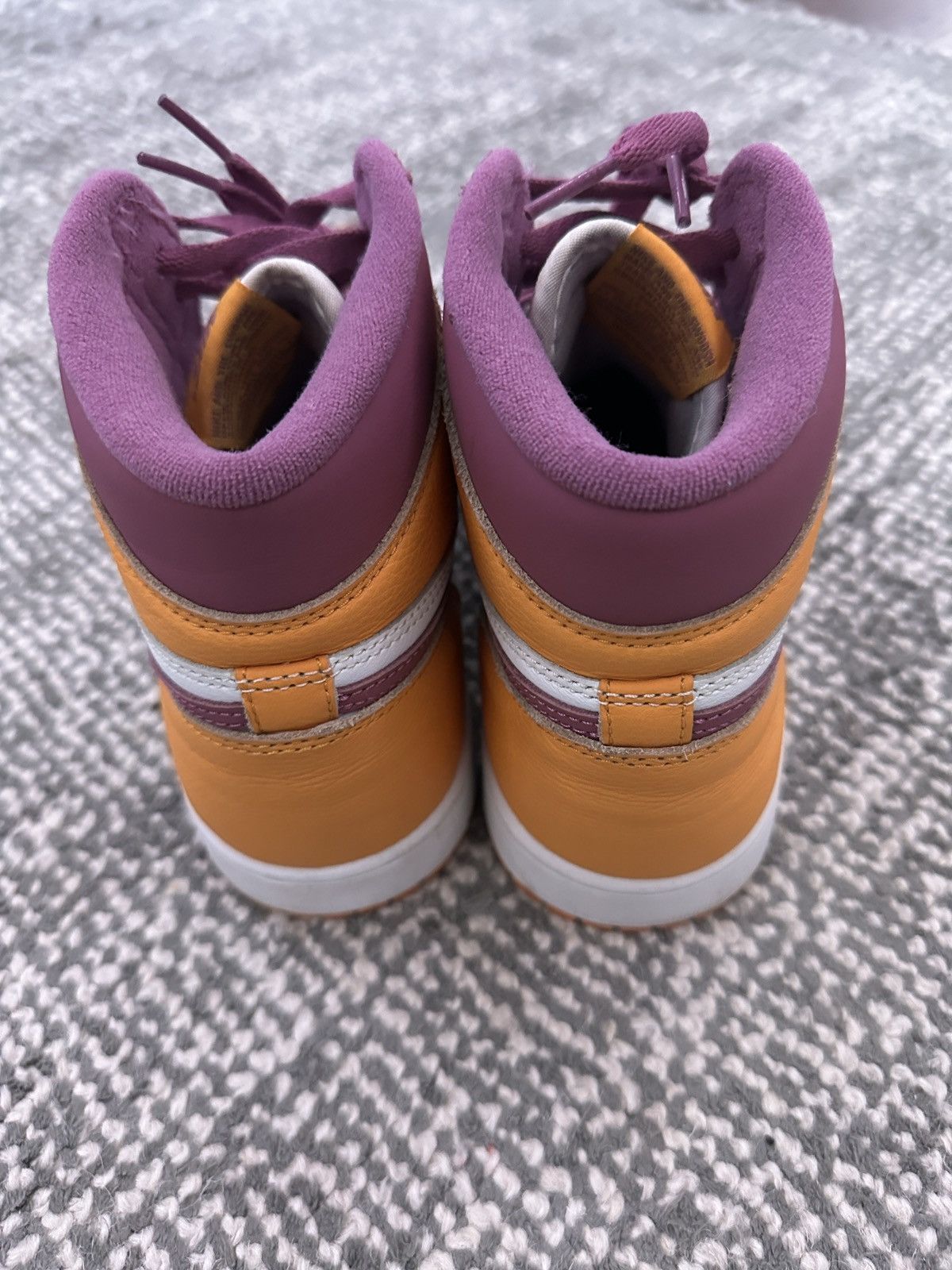 Jordan Brand Jordan 1 brotherhood Size US 10.5 / EU 43-44 - 3 Thumbnail
