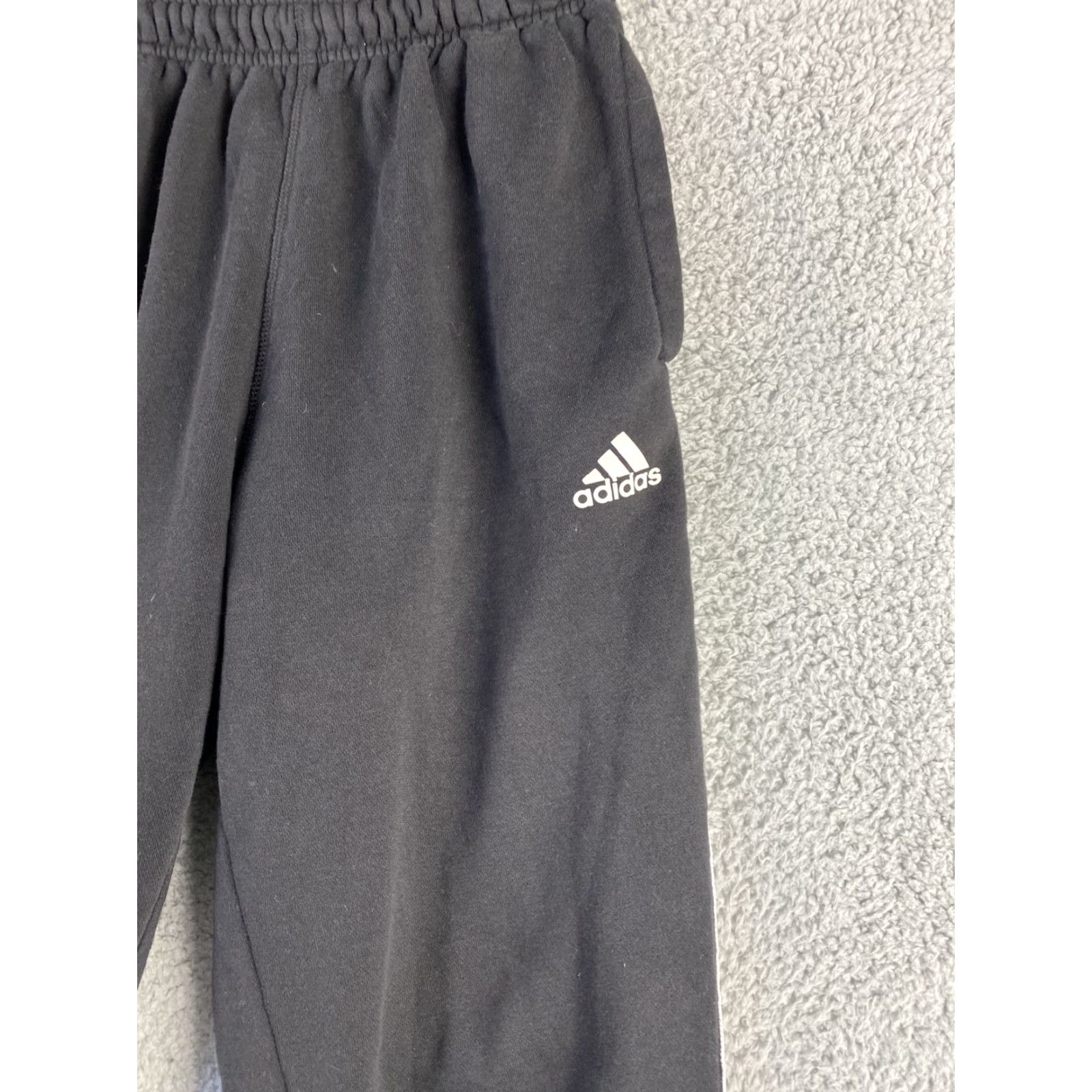 Adidas Adidas triple black sweatpants track pants size men's Small S / 37-21 Size US 29 - 2 Thumbnail