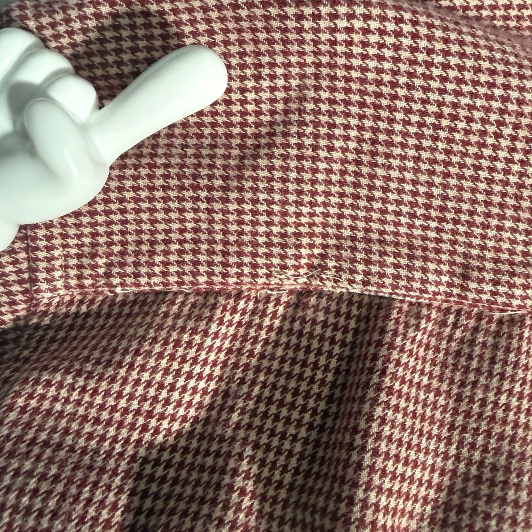 Abercrombie & Fitch VINTAGE Abercrombie & Fitch Houndstooth Button Shirt Mens L Oversized Red Check Fall Retro Fashion Shirt Mens L Red Oversized Button-Up Collared Size US L / EU 52-54 / 3 - 6 Thumbnail
