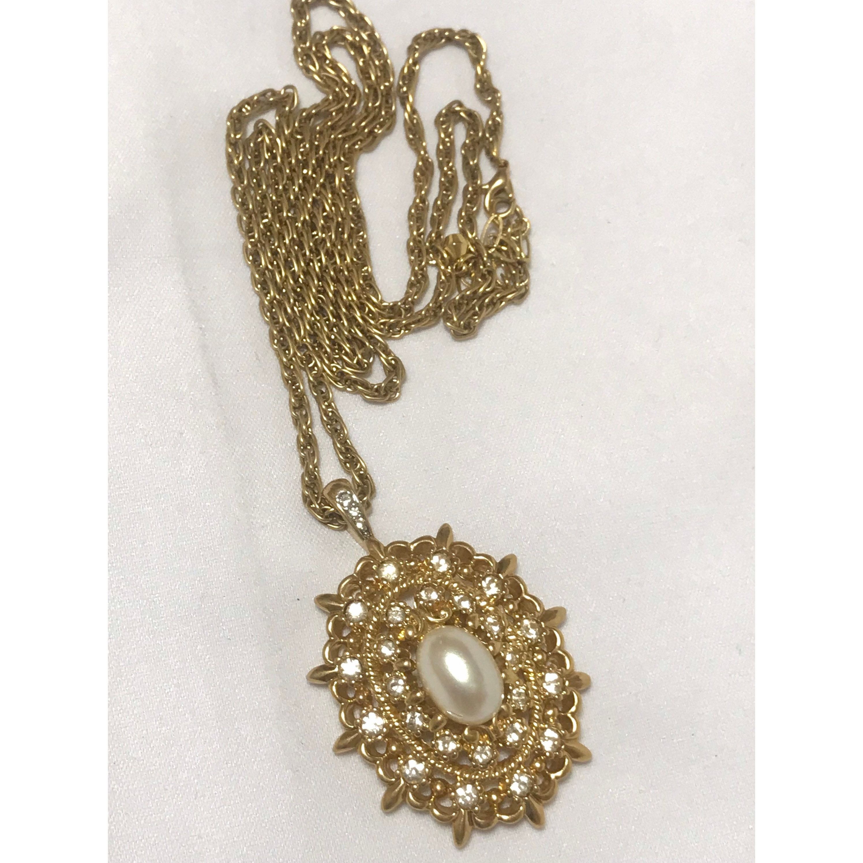 Nina Ricci Vintage NINA RICCI statement necklace with oval pendant top Size ONE SIZE - 7 Thumbnail