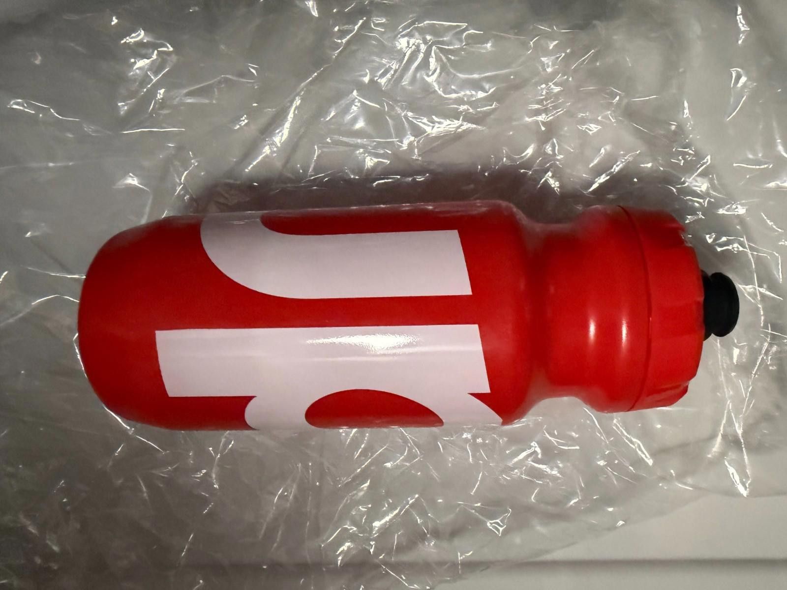 Other Supreme Specialized Sports Water Bottle Red White Logo SS15 Size ONE SIZE - 2 Thumbnail
