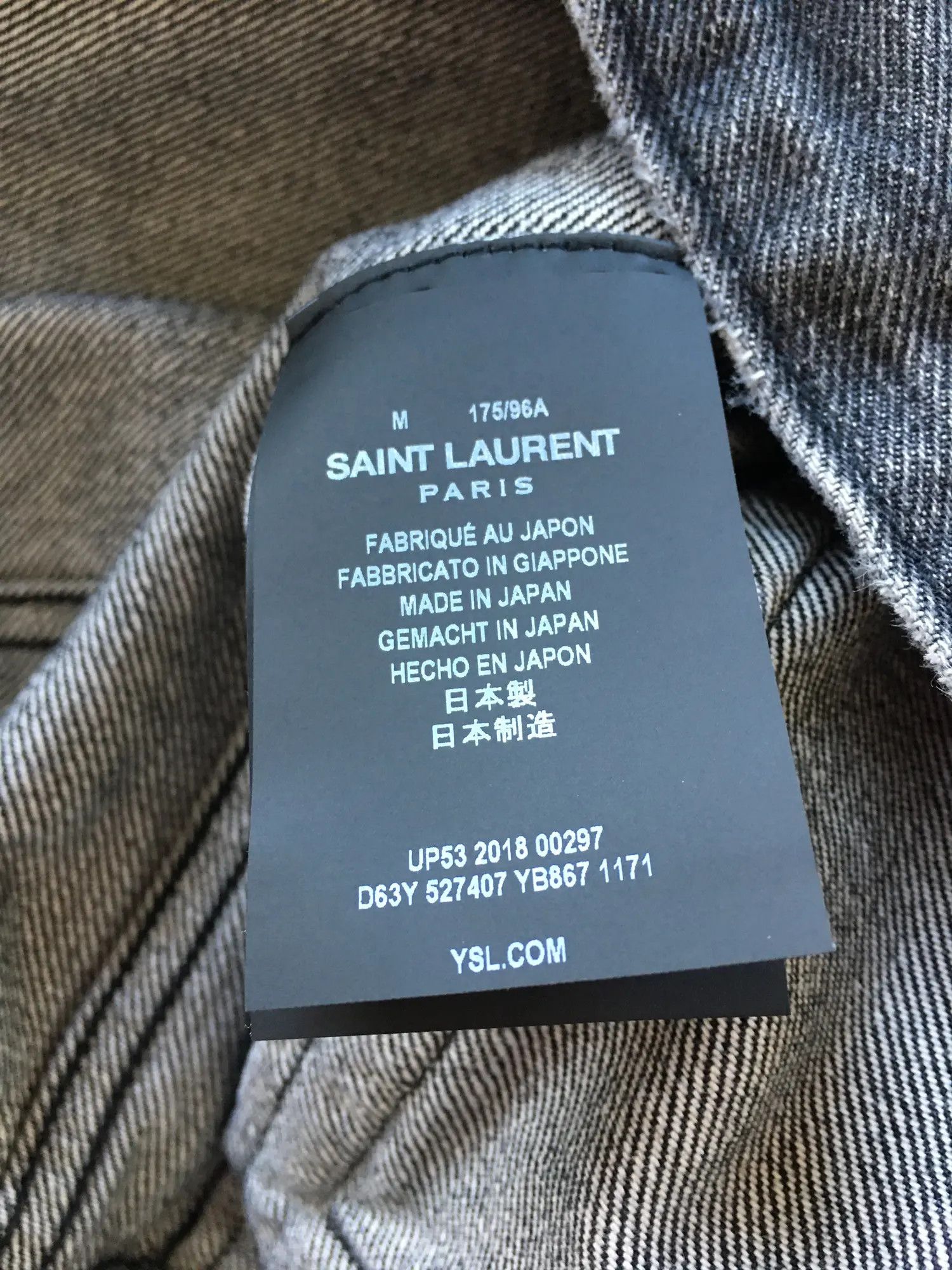 Saint Laurent Paris FW'18 Denim Jacket Ripped Sleeves Size US M / EU 48-50 / 2 - 4 Thumbnail