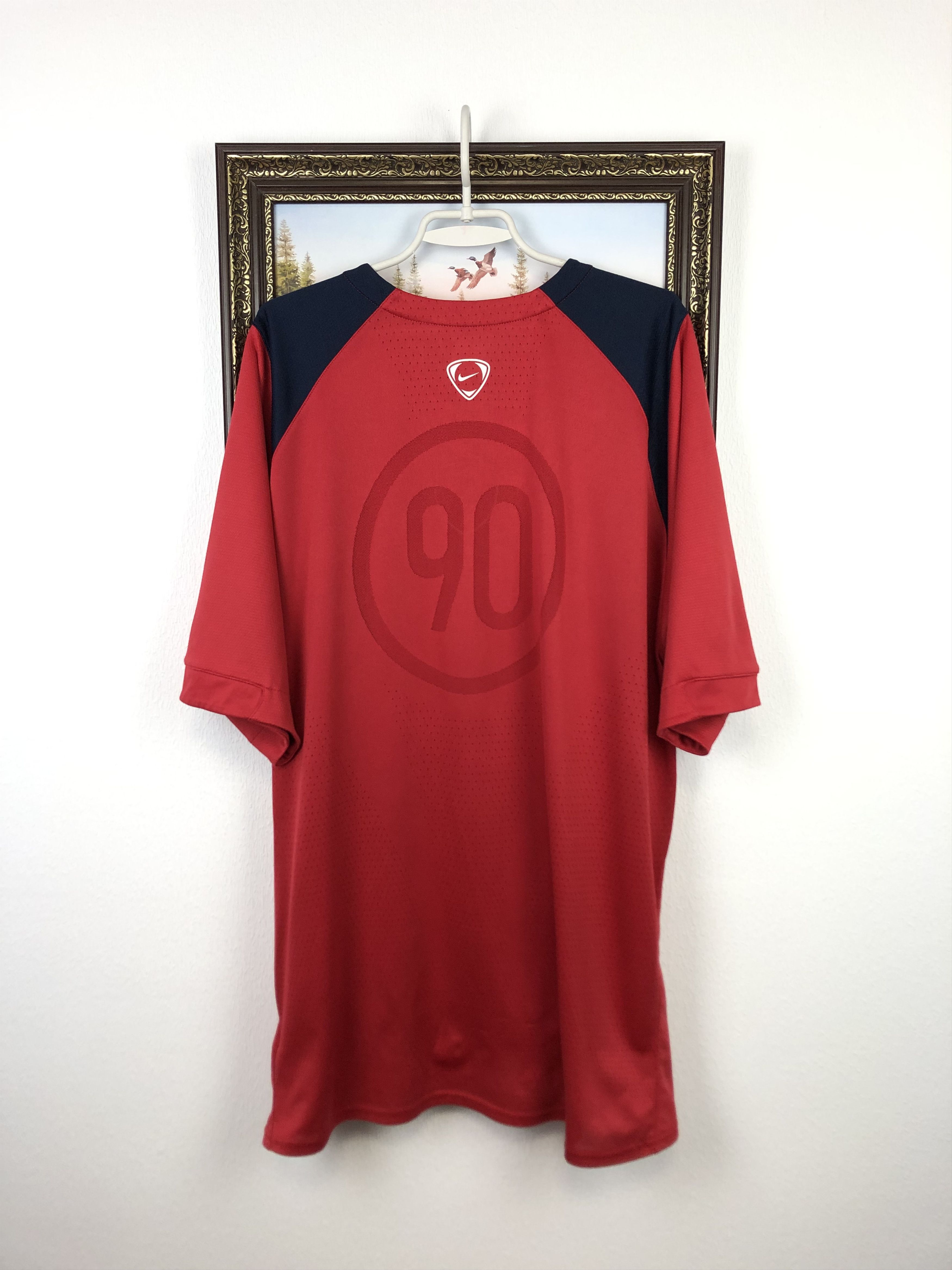 Nike Vintage Nike Arsenal o2 Football Shirt Soccer Train Tee Hype Size US XXL / EU 58 / 5 - 14 Thumbnail
