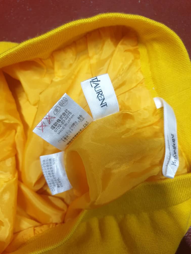 Yves Saint Laurent Yves Saint Laurent yellow Colour Luxury Skirt Size 28" / US 6 / IT 42 - 3 Thumbnail
