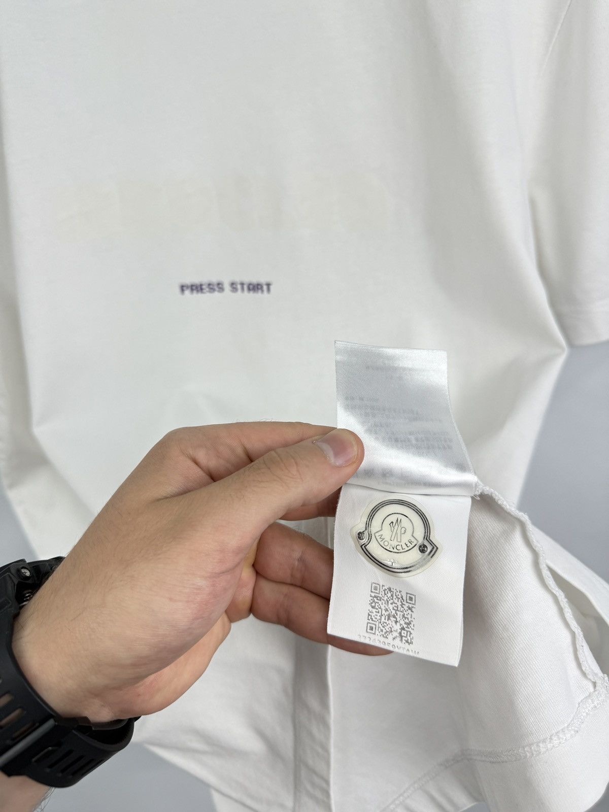 Moncler 🇮🇹 Moncler Press Stars T-Shirt Rare Retro Hype Y2K Size US XL / EU 56 / 4 - 8 Thumbnail