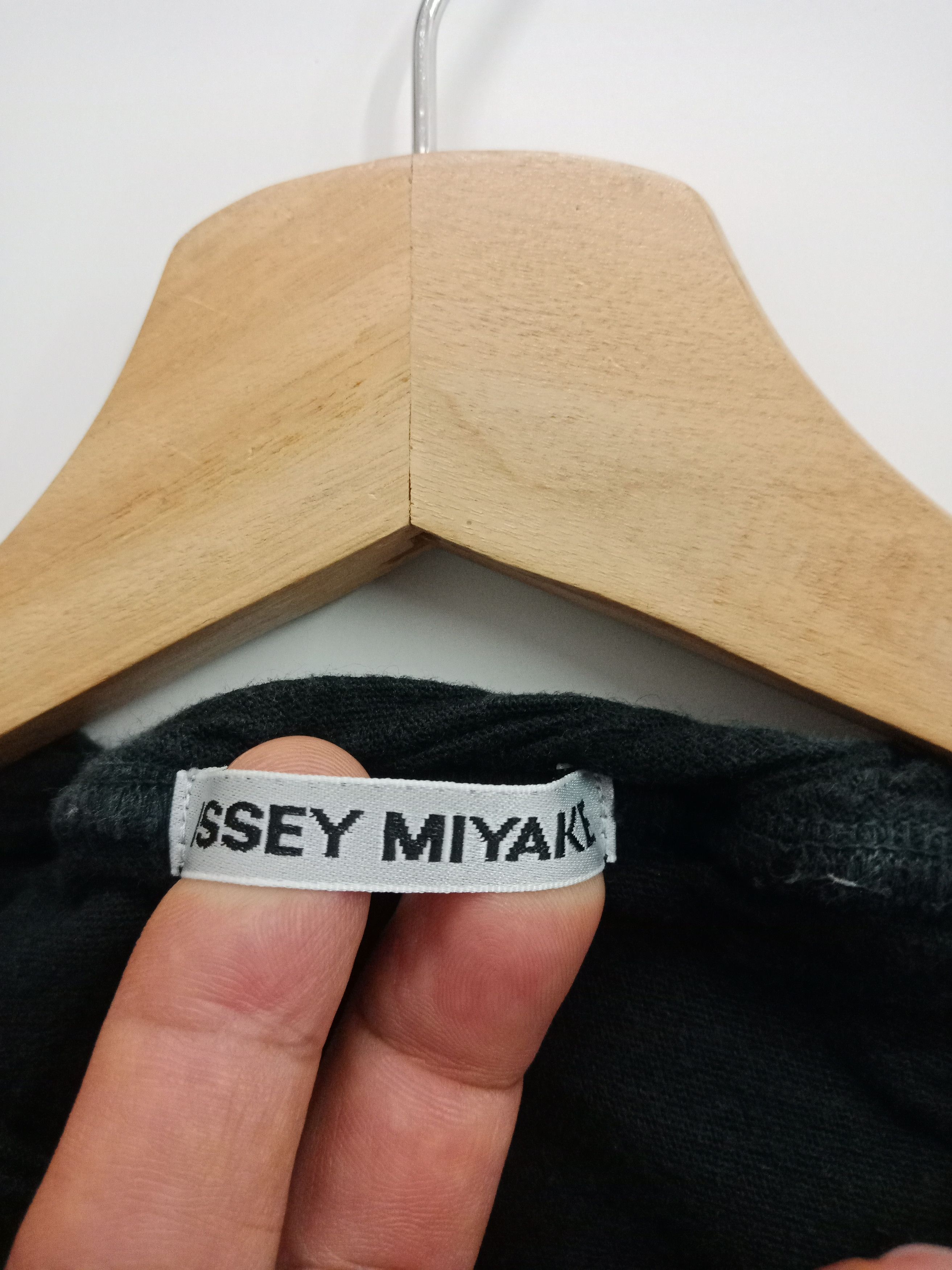 Issey Miyake Issey Miyake Stretchable Avant Garde #B Size US S / EU 44-46 / 1 - 6 Thumbnail