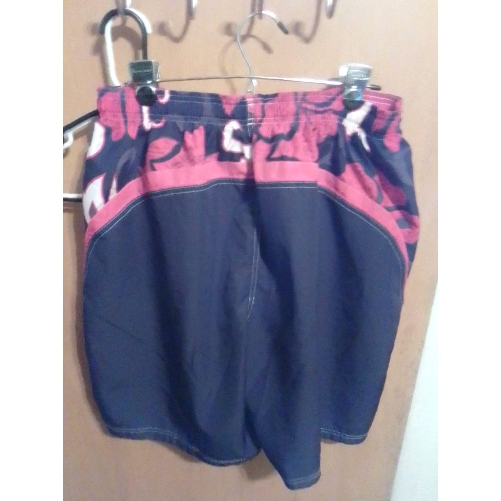 Speedo SPEEDO Board Shorts Bottom 34-36" Men Black Red Pockets Colorblock Beach Surfing Size US 34 / EU 50 - 7 Thumbnail