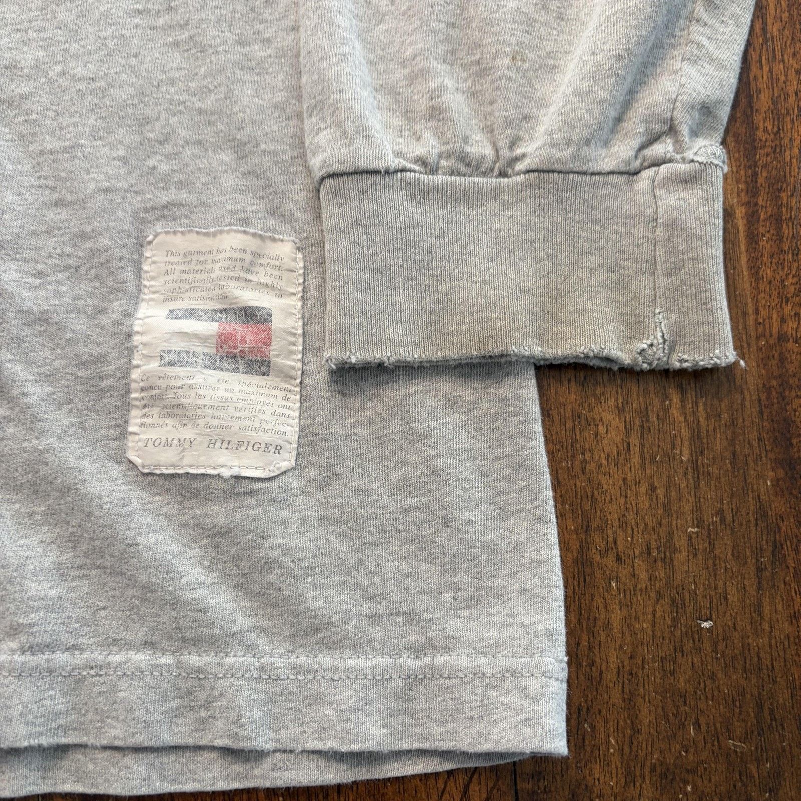 Tommy Hilfiger Tommy Hilfiger Shirt Mens Large Gray Big Flag Logo T-Shirt Size US L / EU 52-54 / 3 - 4 Thumbnail