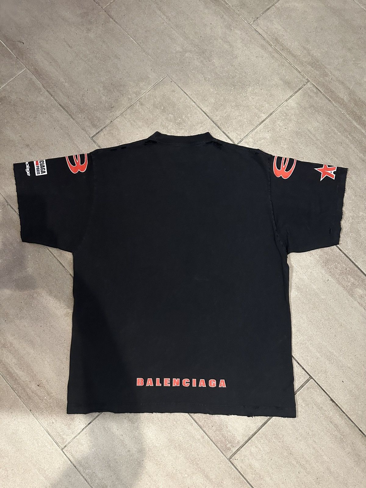 Balenciaga Balenciaga Sponsor Logo T-shirt Size US L / EU 52-54 / 3 - 2 Thumbnail