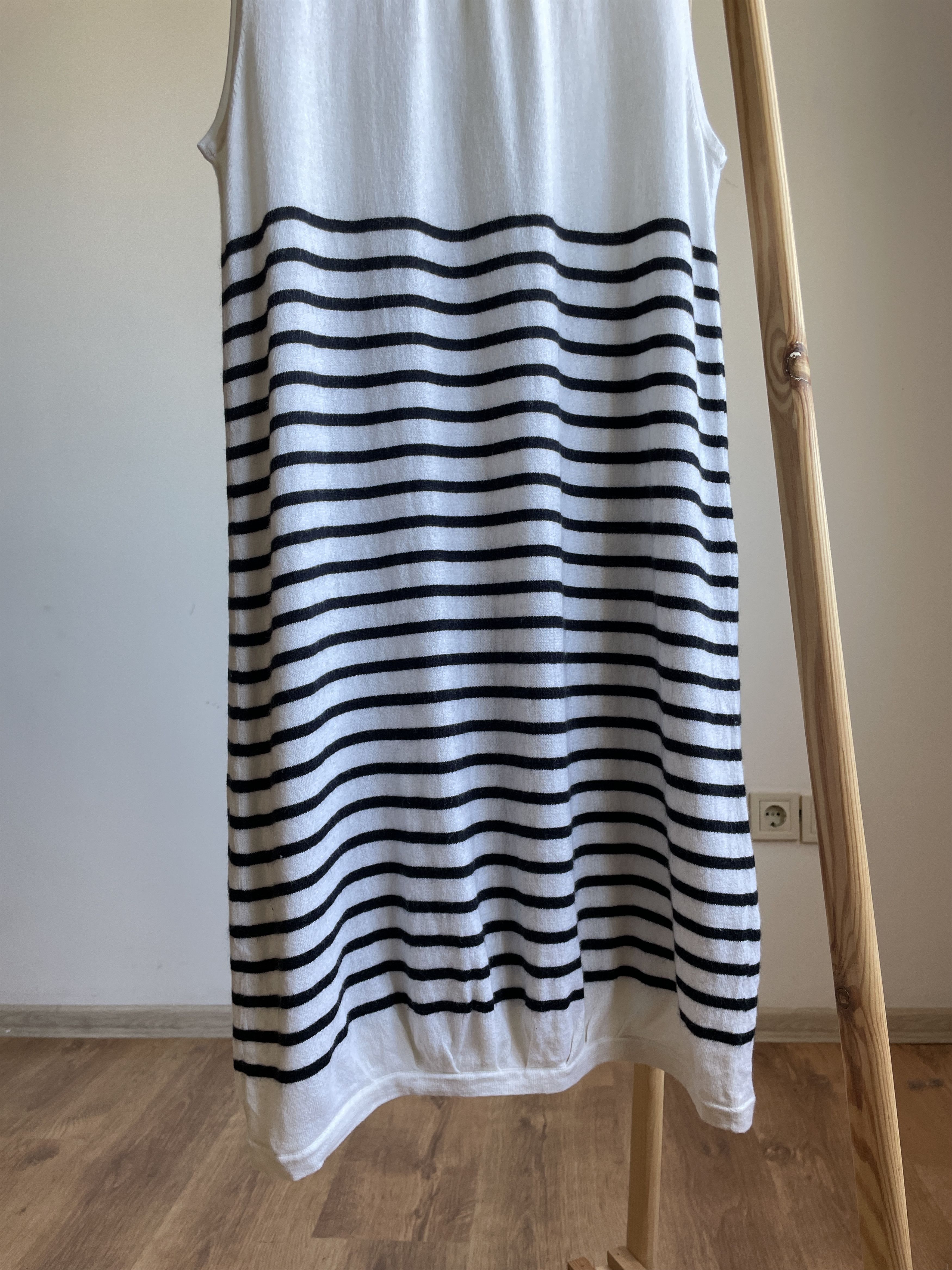 Allude Allude Cashmere Striped Sleeveless Dress Size S Size S / US 4 / IT 40 - 6 Thumbnail