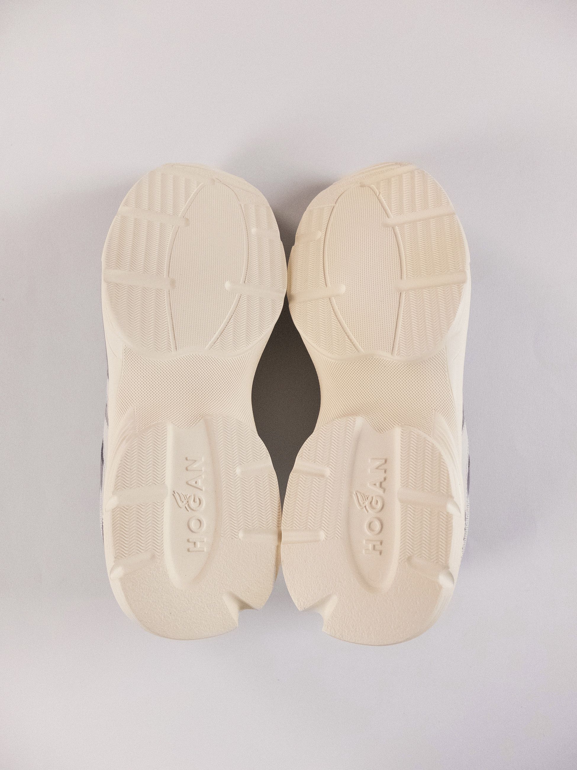 Hogan HOGAN gray & white panelled suede leather sneakers 9 / 42 Size US 9 / EU 42 - 10 Thumbnail