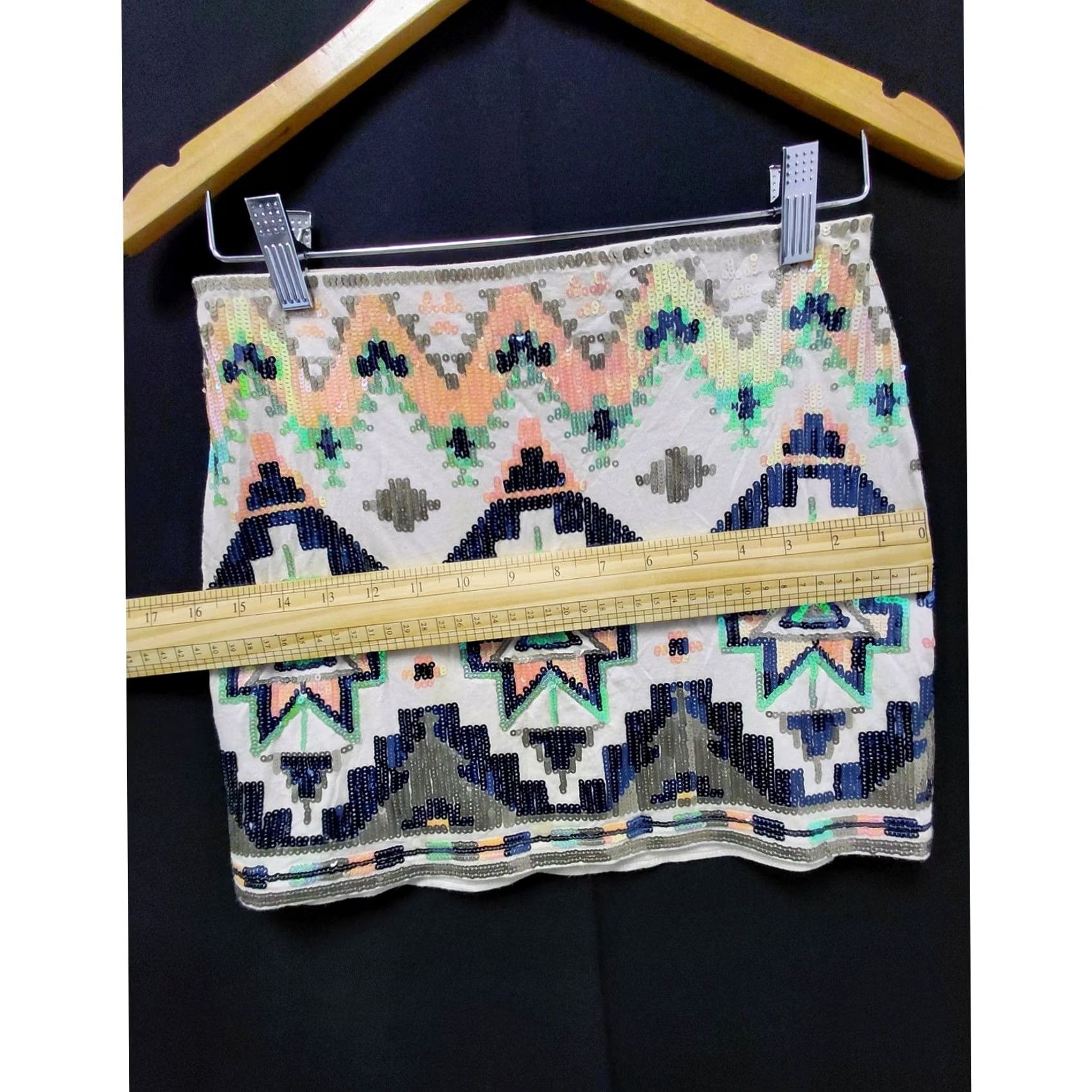 Express Express Sequin Embellished Mini Skirt Multicolor Geometric Lined Size XS Size 26" / US 2 / IT 38 - 7 Thumbnail