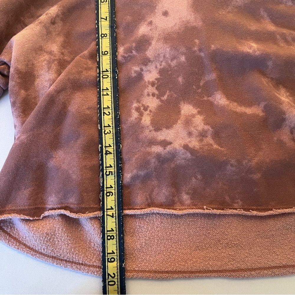 Designer Hippie Rose Vneck Raw Hem Crop Sweatshirt Pink Red Medium Size M / US 6-8 / IT 42-44 - 7 Thumbnail