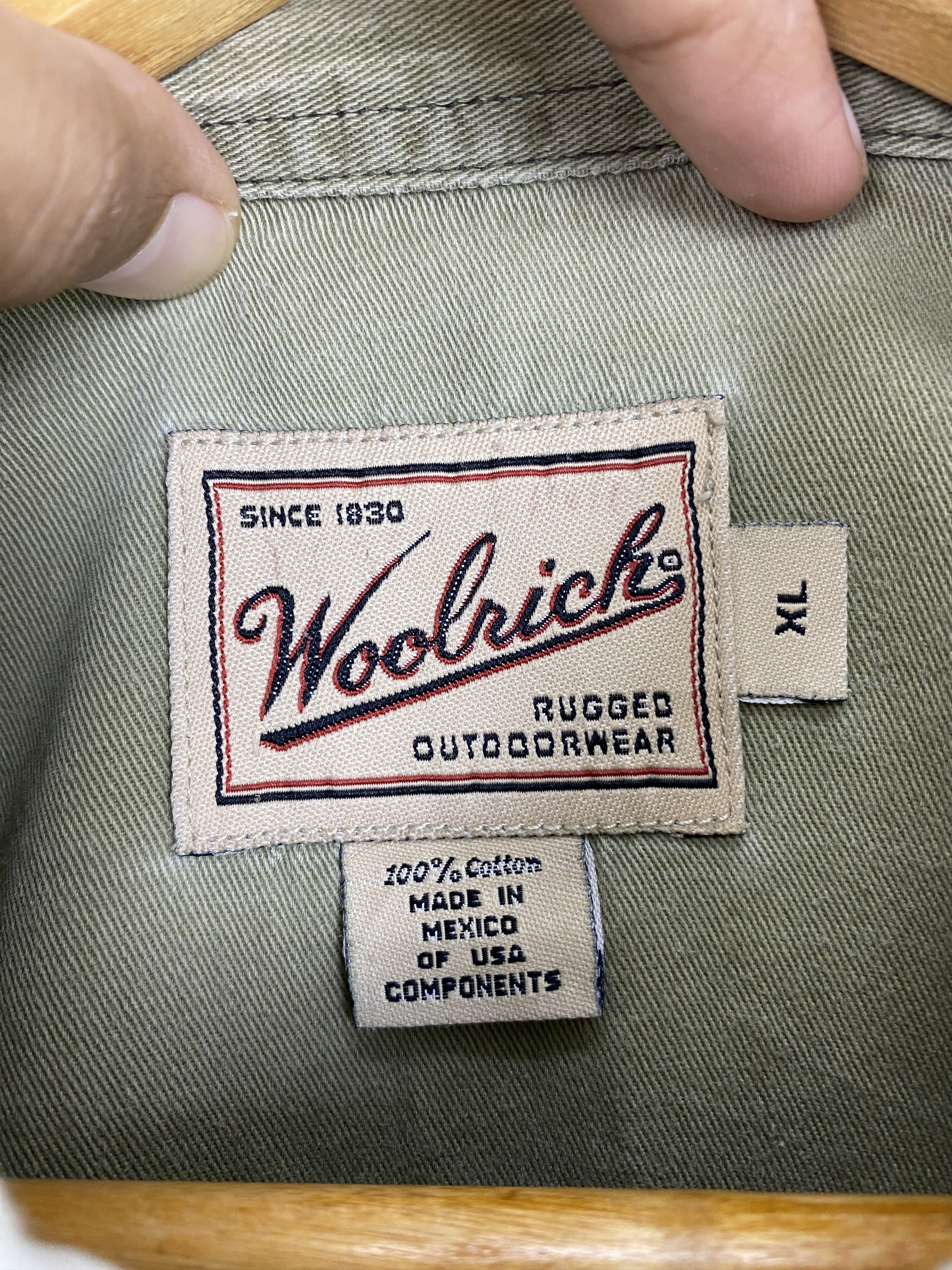 Woolrich Woolen Mills Vintage Woolrich Woolen Mills Button Up Faded Shirt JA0136 Size US XL / EU 56 / 4 - 5 Thumbnail