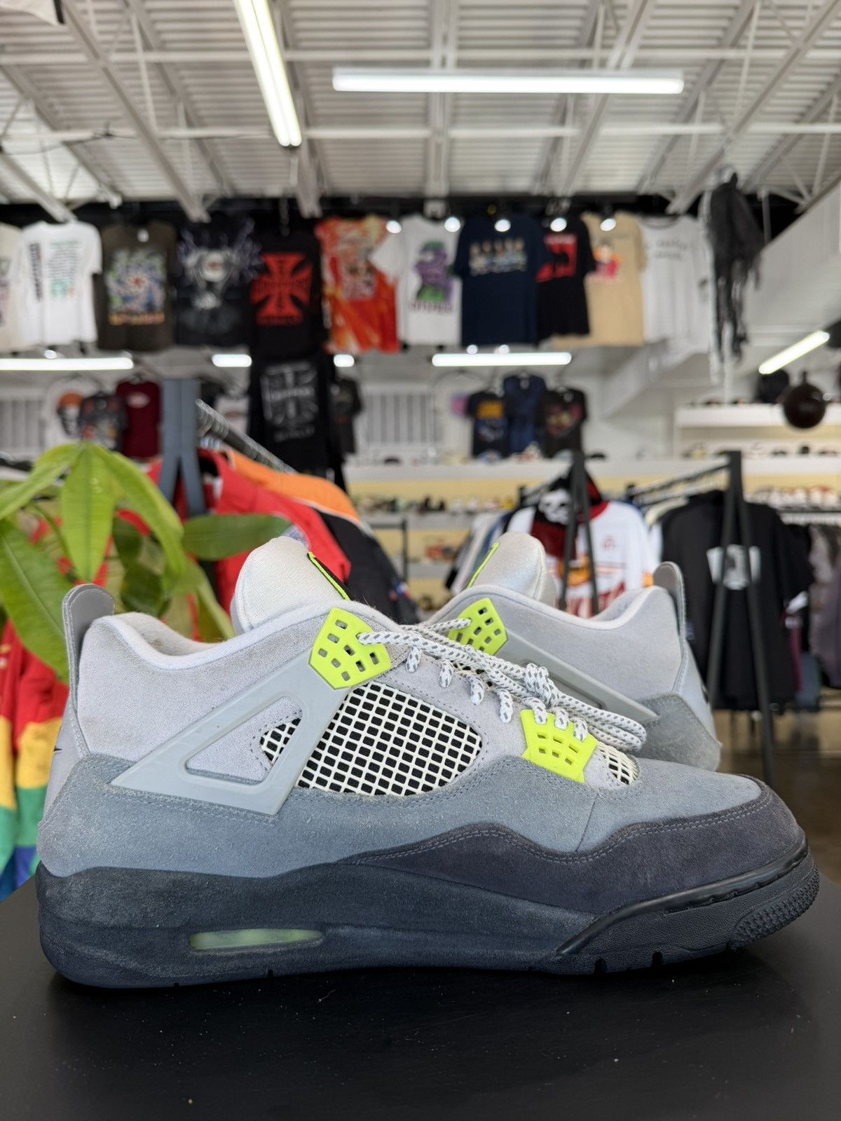 Jordan Brand Air Jordan 4 95 Neon Size 13 (2020) Size US 13 / EU 46 - 3 Thumbnail
