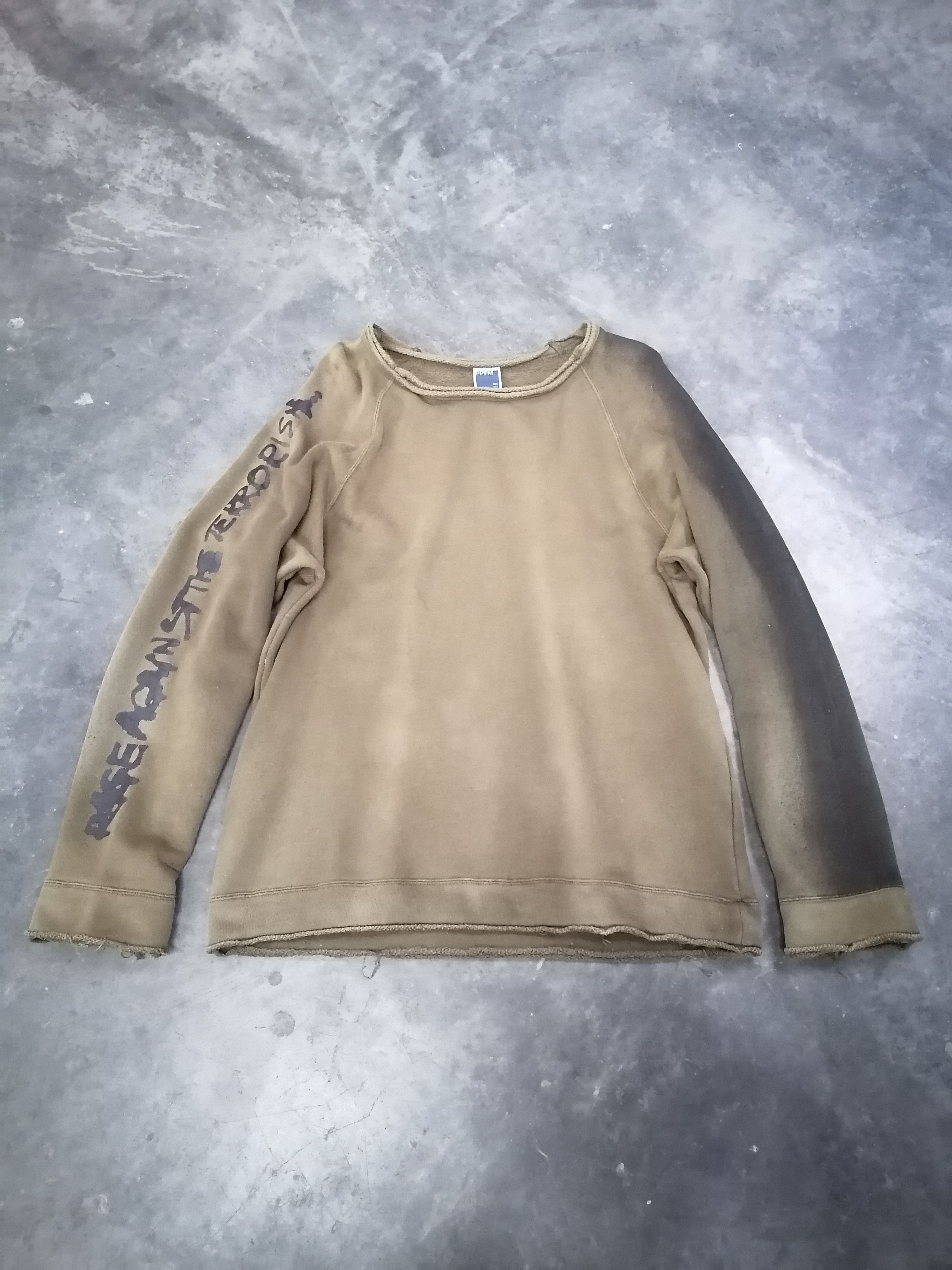 Japanese Brand Trashed Faded PPFM Rage Against The Terrorist Sweatshirt Size US S / EU 44-46 / 1 - 3 Thumbnail