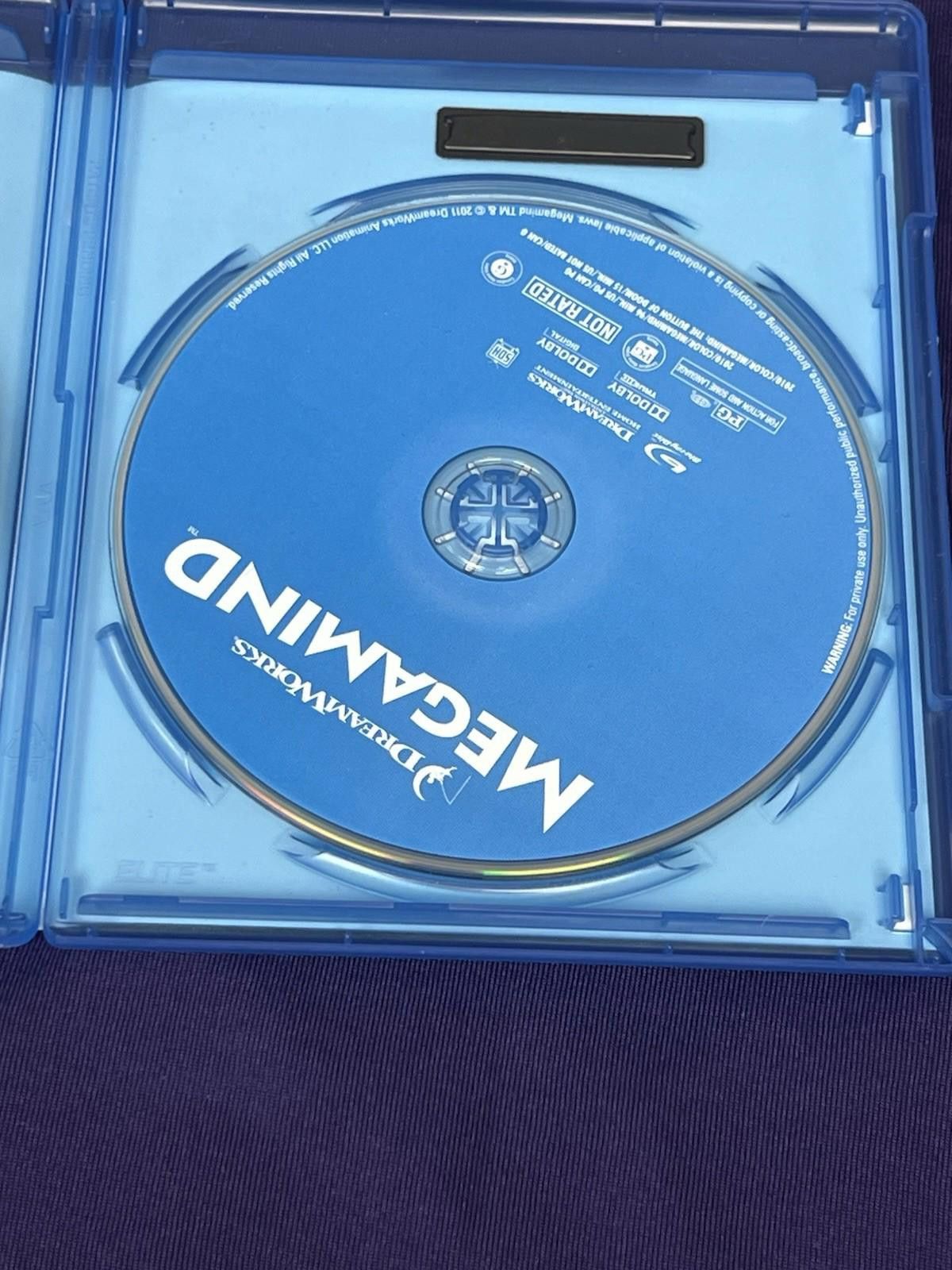 Other MegamindTwo-Disc Blu-ray/DVD Combo - DVD - Very Good Size ONE SIZE - 6 Thumbnail