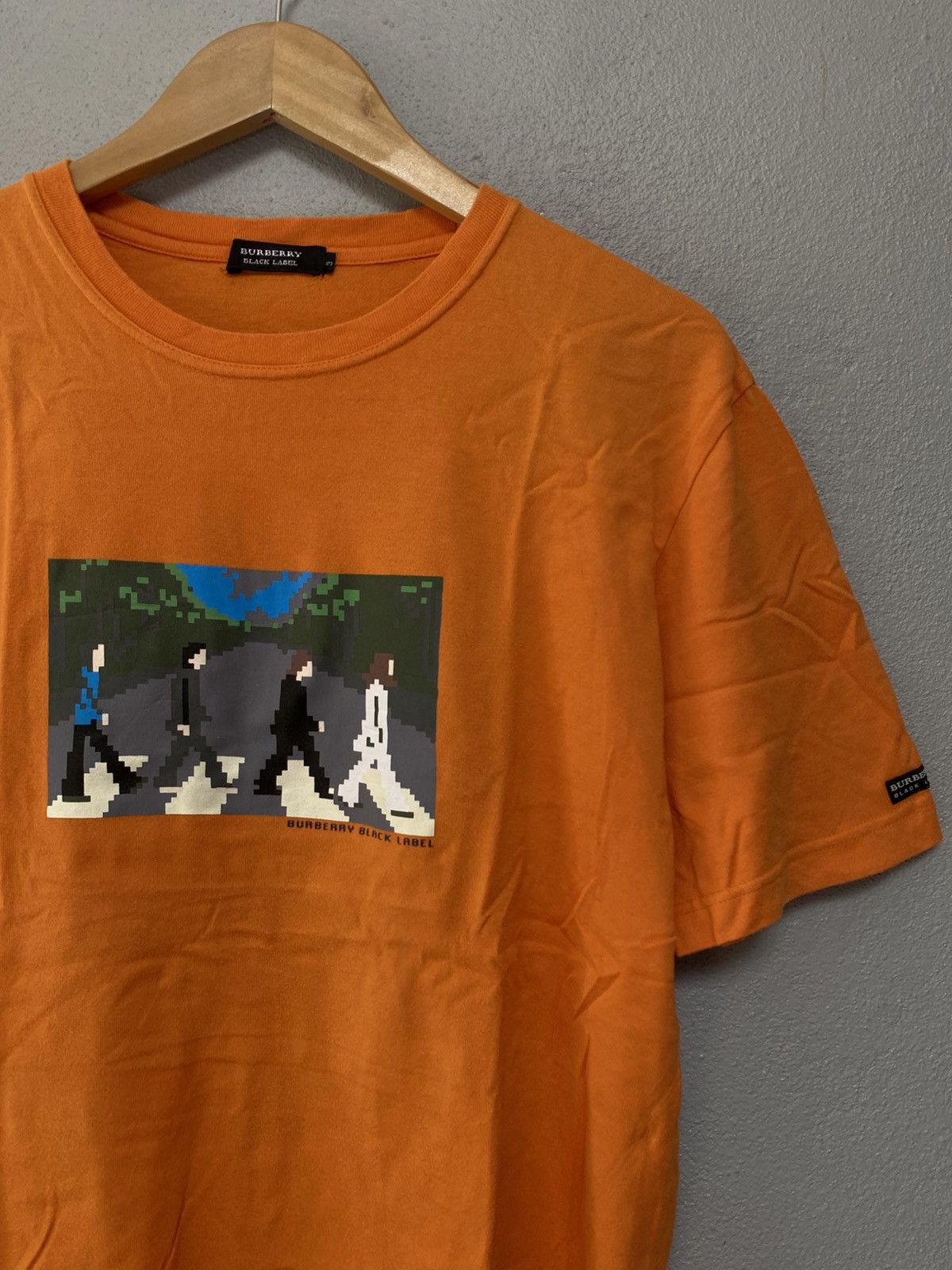Burberry Rare burberry x the beatles band tshirt B4 Size US M / EU 48-50 / 2 - 2 Thumbnail