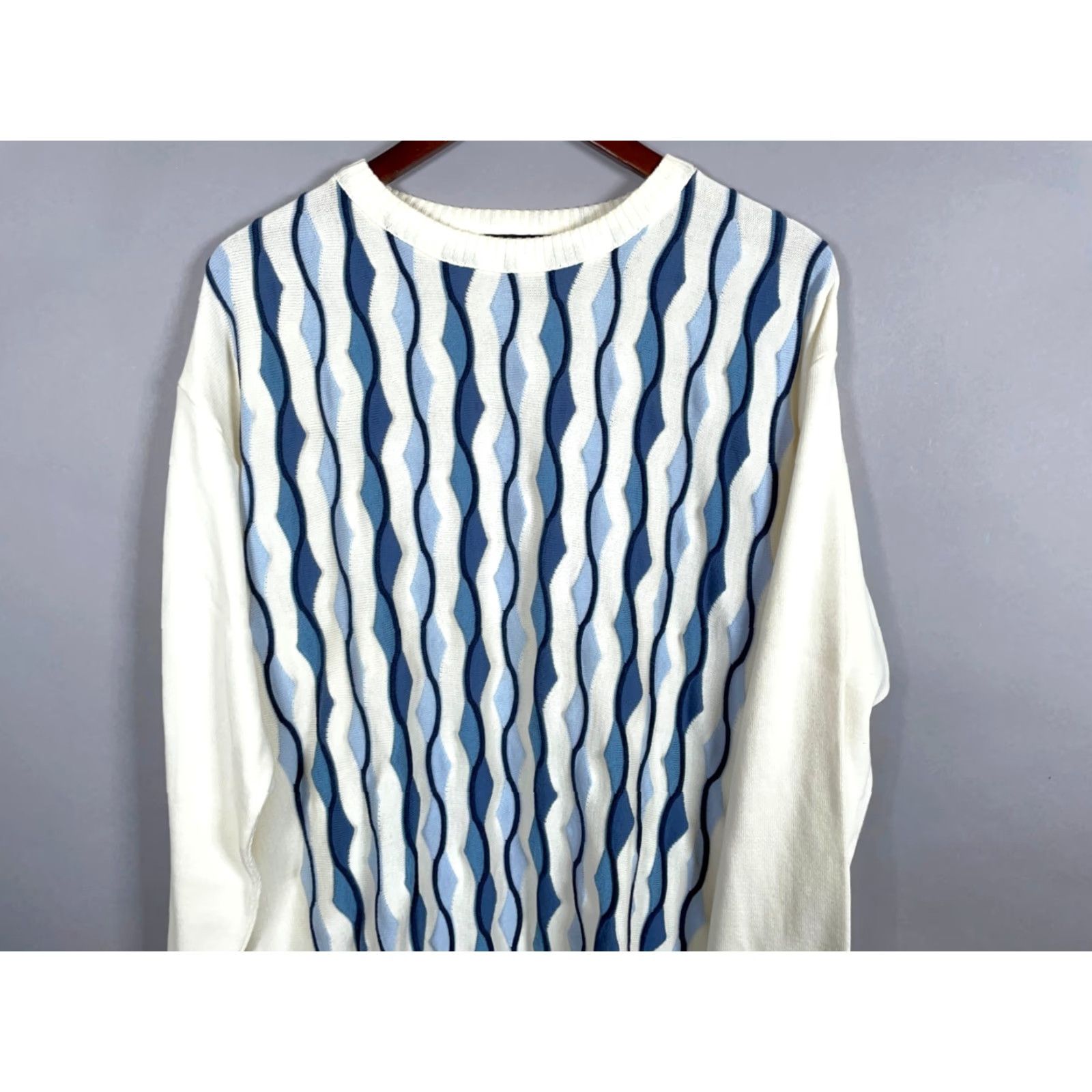 Vintage VINTAGE Tosani Canada Men Sweater Adult Large Crew Neck 90s Geometric Knit Lightweight Cotton Size US L / EU 52-54 / 3 - 4 Thumbnail