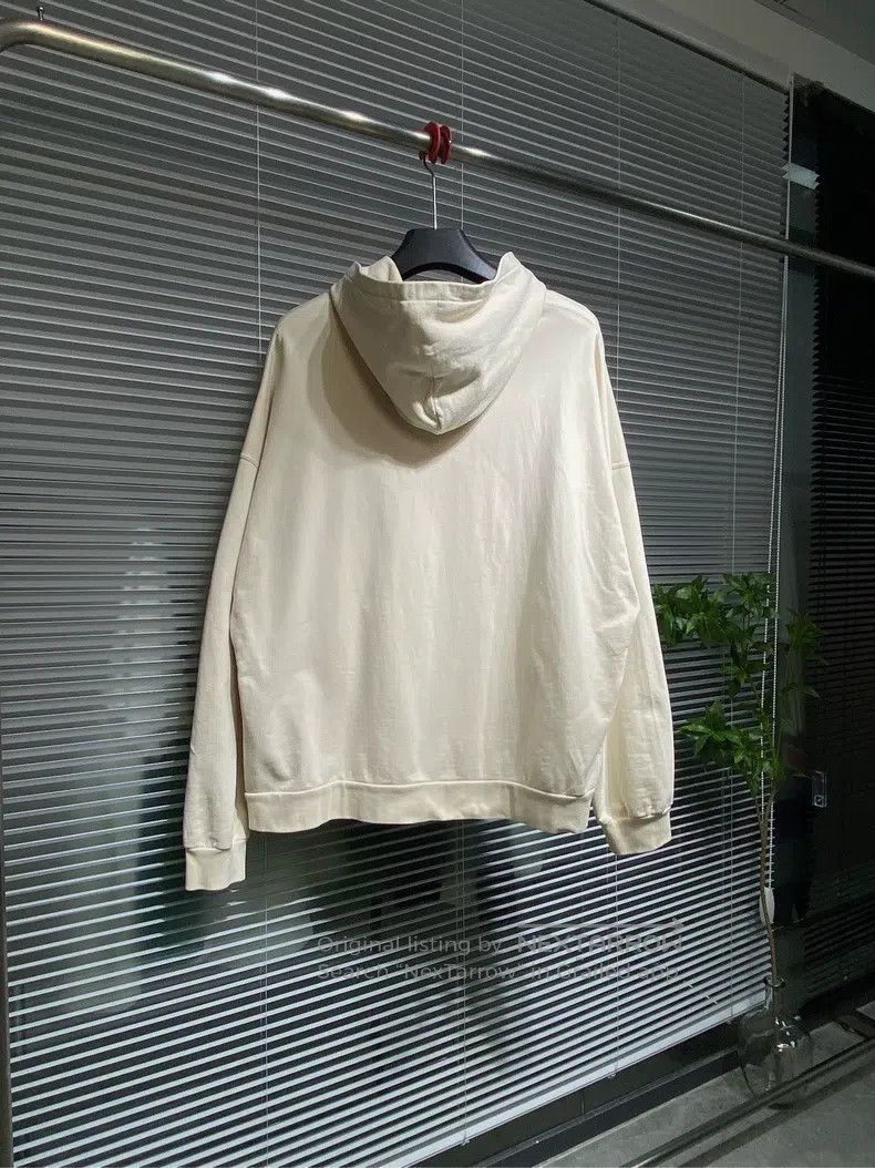Balenciaga Balenciaga Underline logo, pattern, maize yellow sweatshir Size US M / EU 48-50 / 2 - 2 Thumbnail