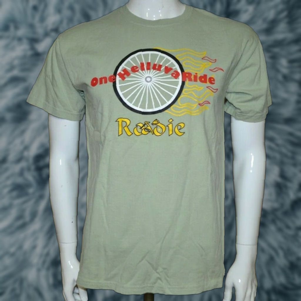 Gildan Gildan T Shirt Roadie One Helluva Ride Cycling Michigan Ann Arbor Gray 100% Cotton Medium Short Sleeve Mens Graphic Tee Shirt Size US M / EU 48-50 / 2 - 1 Thumbnail