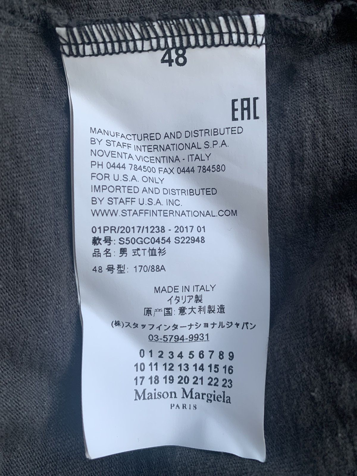 Maison Margiela MAISON MARGIELA DETACHABLE CHECK SLEEVE T-SHIRT LONGSLEEVE Size US M / EU 48-50 / 2 - 10 Thumbnail