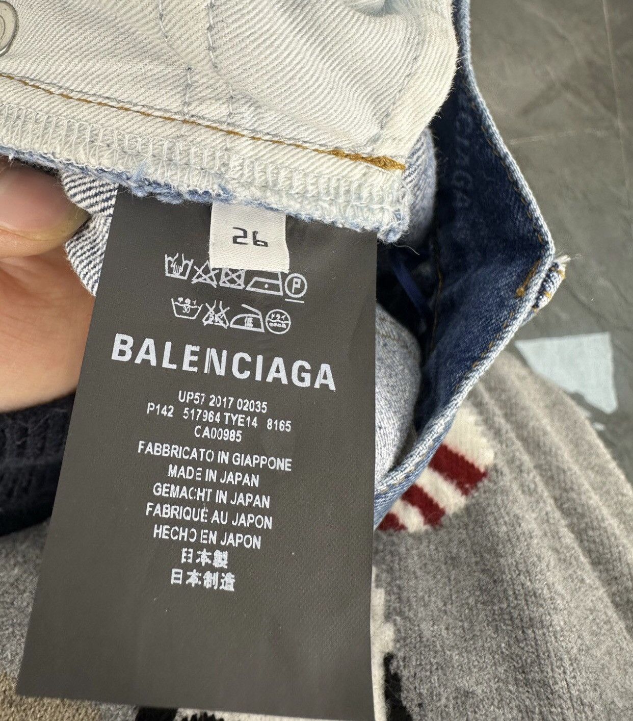 Balenciaga BALENCIAGA light blue full logo tight jeans2412-Nextarrow Size US 26 / EU 42 - 6 Thumbnail