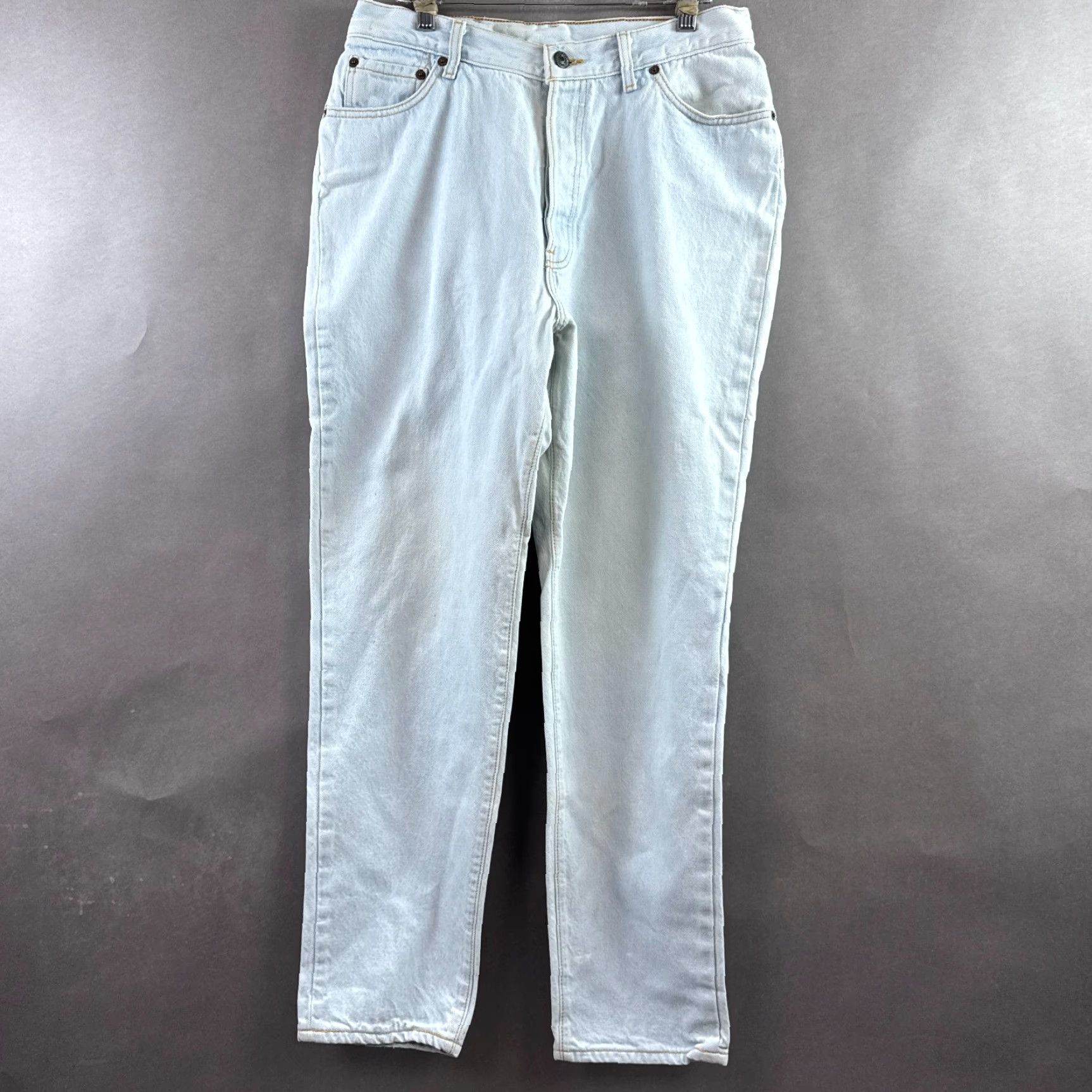 Levi's VINTAGE Levi's 501 Jeans Womens 90s Blue Button Fly 30x30 Distressed Jeans Women's 501 Series Size 30" / US 8 / IT 44 - 3 Thumbnail