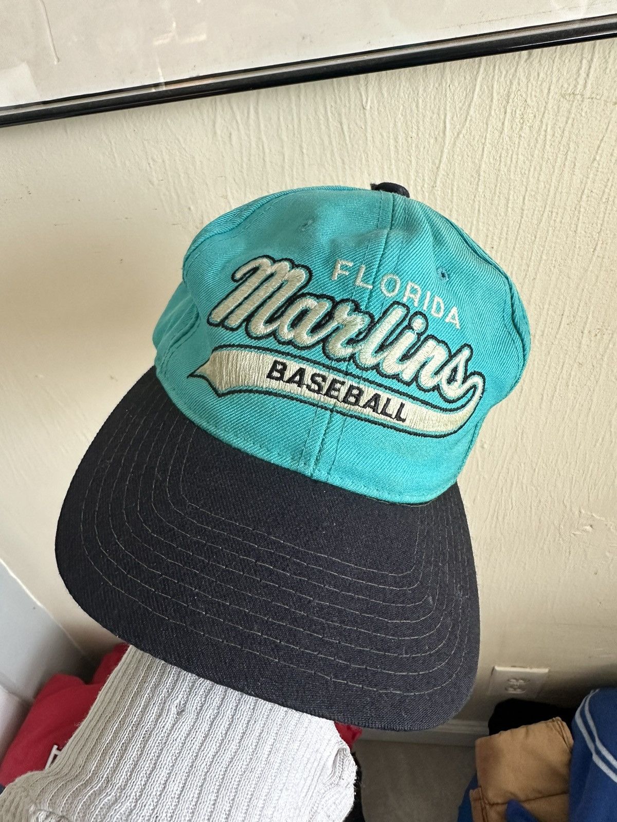 Starter 90s vintage STARTER Florida marlins SnapBack hat Size ONE SIZE - 1 Thumbnail