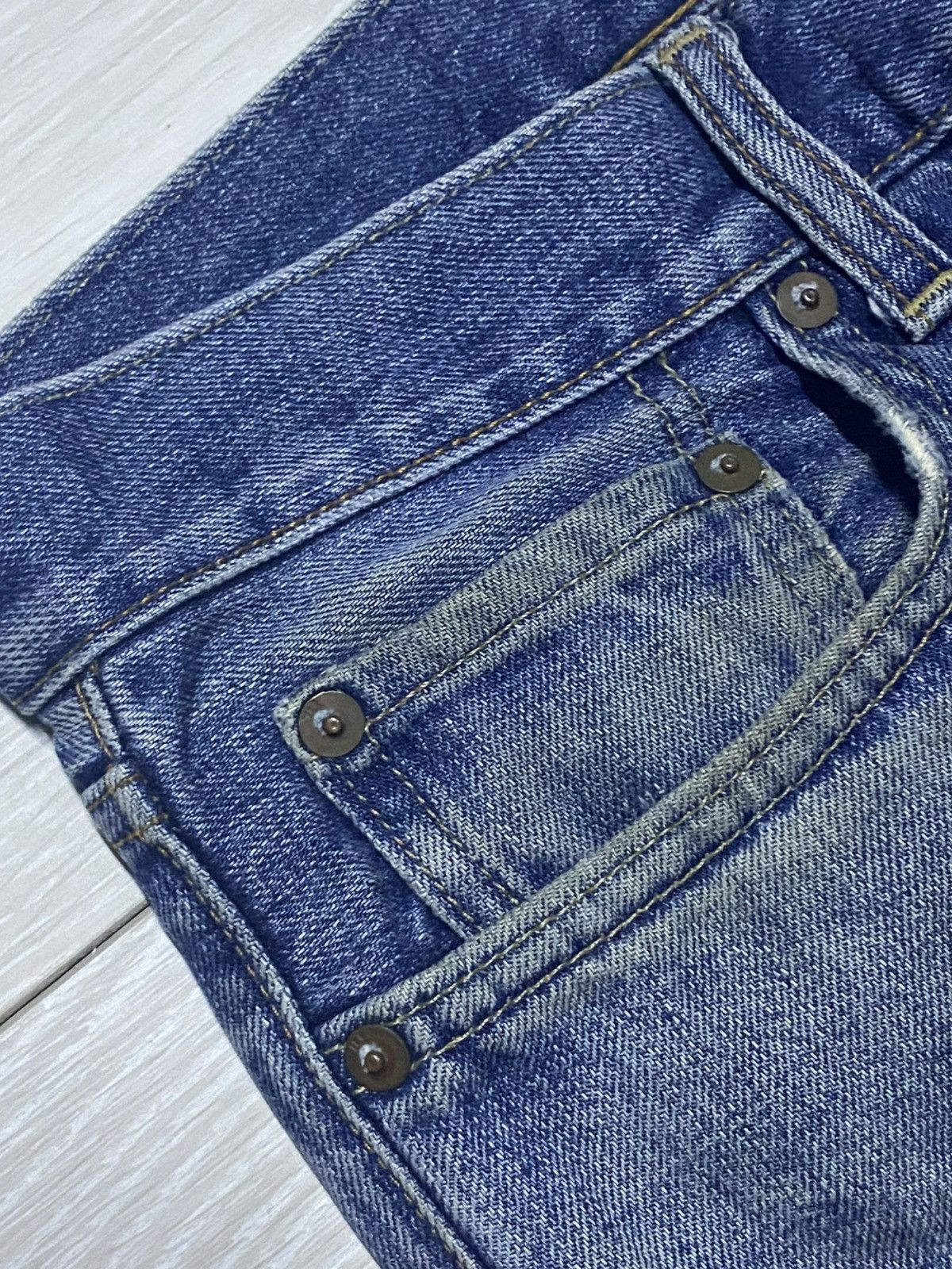 Takashi Murakami × Uniqlo Vintage Uniqlo UJ Faded Wash Distressed Loose Jeans Size US 33 - 9 Thumbnail
