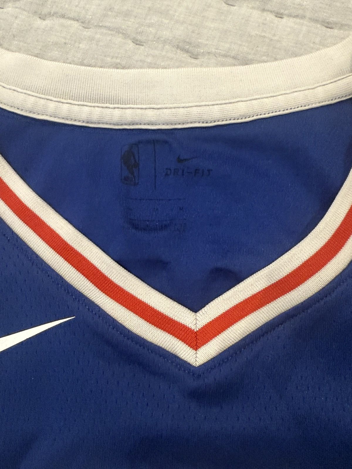 Nike Joel Embiid Philadelphia 76ers jersey size M Size US M / EU 48-50 / 2 - 3 Thumbnail