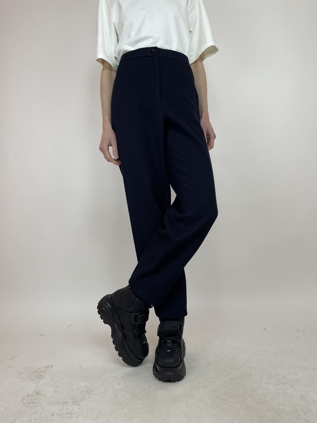Cos × Japanese Brand COS Wool Trousers Women’s BIG SIZE size EUR 44 Size 32" / US 10 / IT 46 - 2 Thumbnail