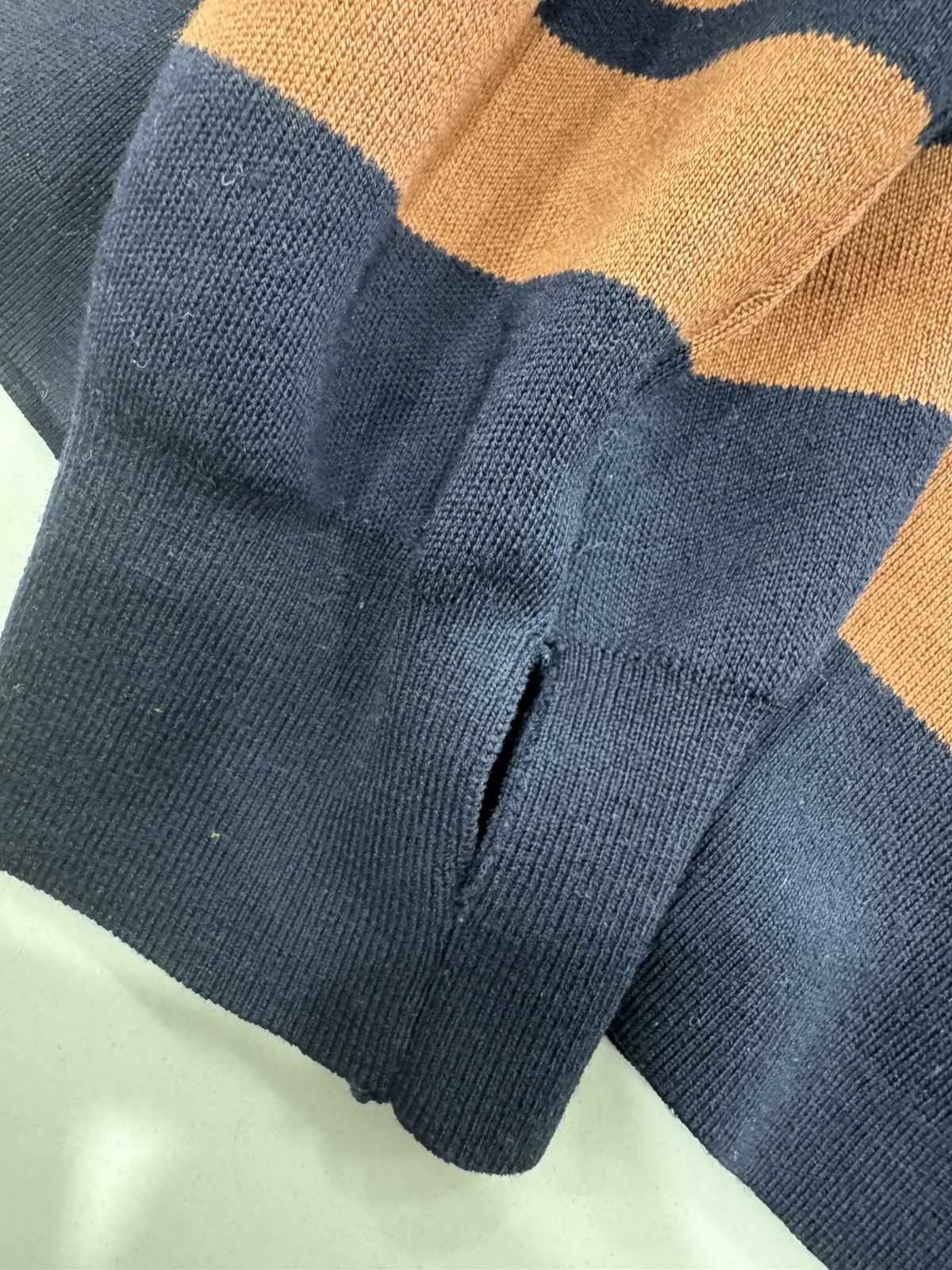 Maison Margiela Maison Margiela Brown and Navy 14 gauge sweater Size US S / EU 44-46 / 1 - 7 Thumbnail