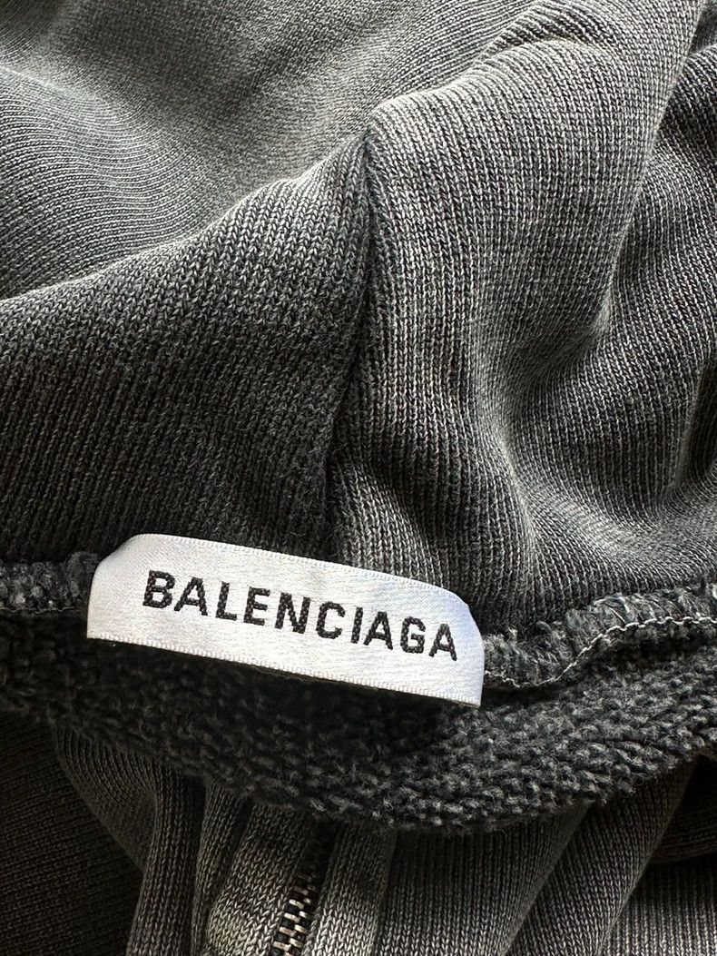 Balenciaga oversized distressed Balenciaga hoodie sweatshirt Size US M / EU 48-50 / 2 - 6 Thumbnail