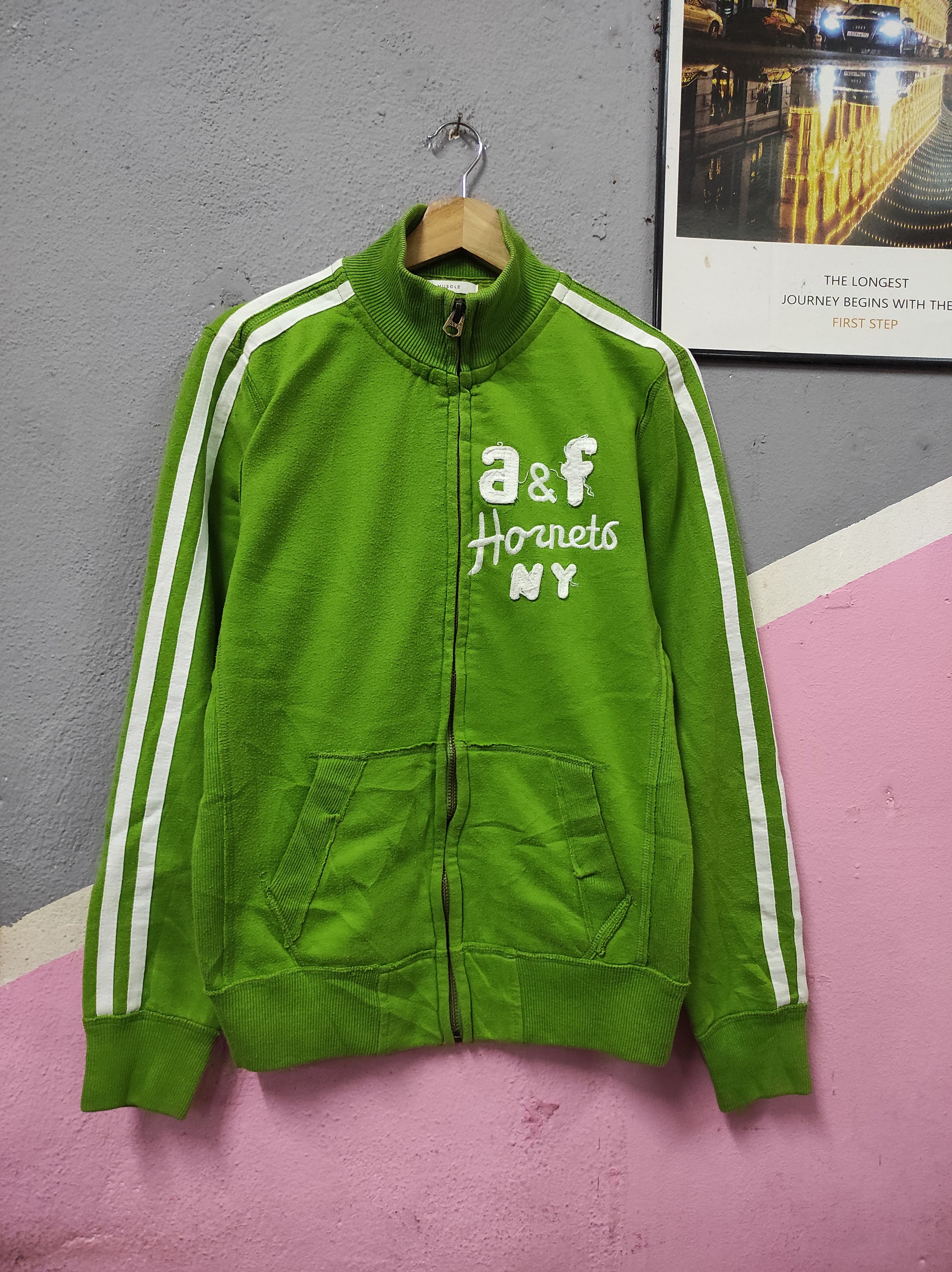 Abercrombie & Fitch × American Eagle Outfitters ABERCROMBIE & FITCH NY JACKET SWEATER Size US S / EU 44-46 / 1 - 1 Thumbnail
