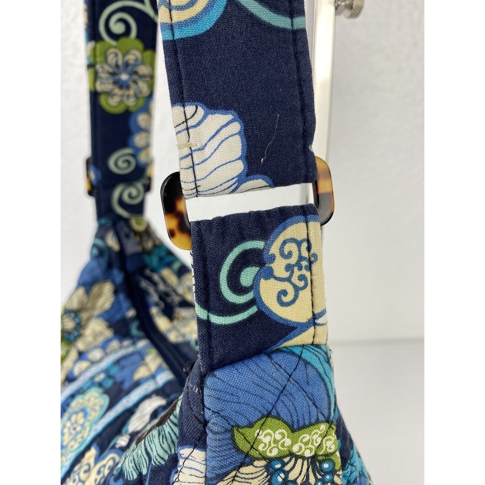 Vera Bradley Vera Bradley Mod Floral Blue Quilted Shoulder Bag Tote Purse Size ONE SIZE - 5 Thumbnail