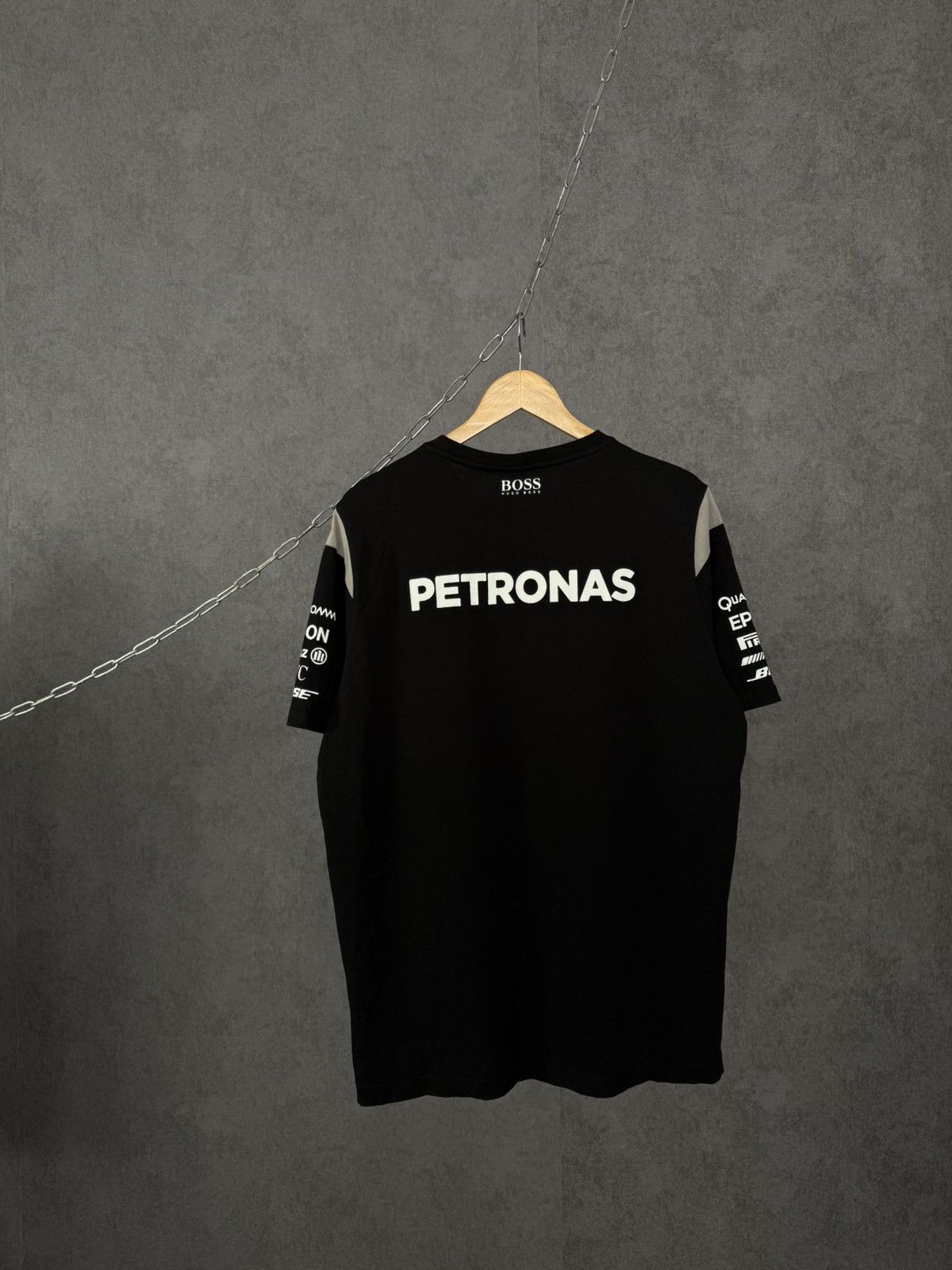 Hugo Boss × Mercedes-Benz Mercedes Benz Petronas x Hugo Boss racing tee Size US XL / EU 56 / 4 - 2 Thumbnail