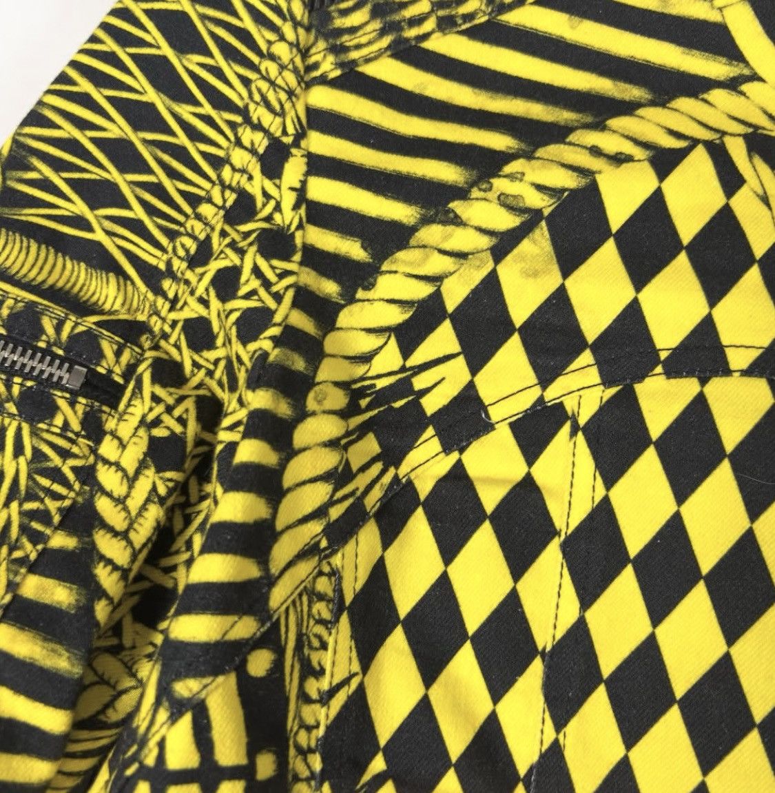 Balmain BALMAIN PARIS Rare Harlequin Graphic Print Denim Biker Size XS / US 0-2 / IT 36-38 - 8 Thumbnail