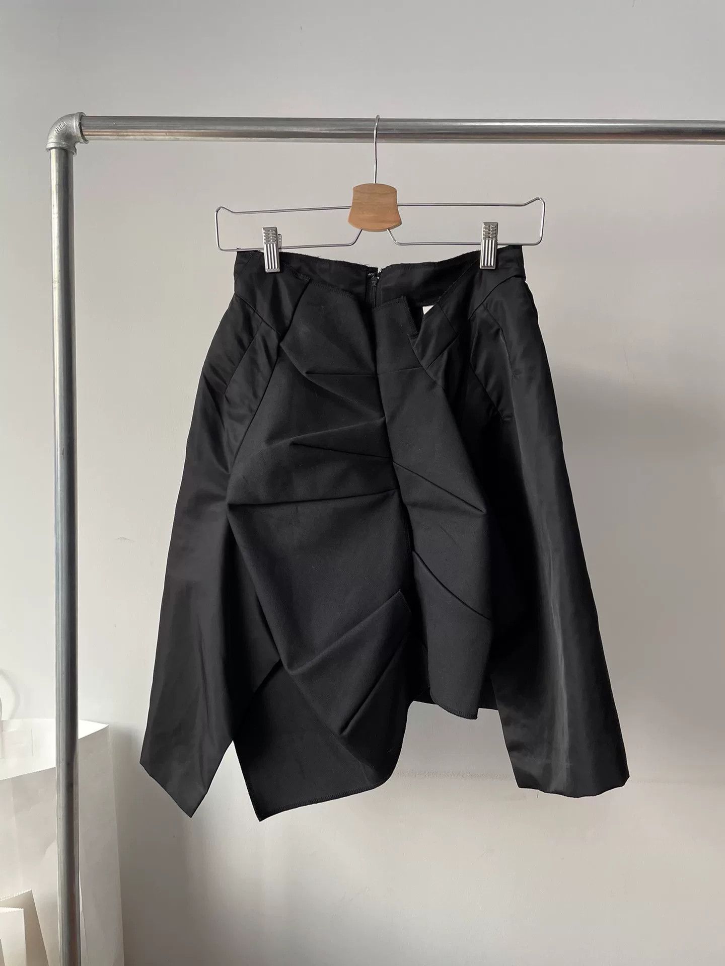 Comme des Garcons Comme des Garcons Deconstructed Skirt Size 28" / US 6 / IT 42 - 1 Thumbnail