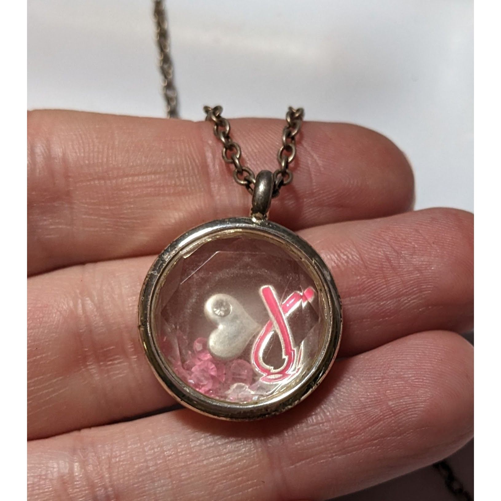 Other Avon Breast Cancer Awareness Floating Charm Locket Size ONE SIZE - 1 Thumbnail