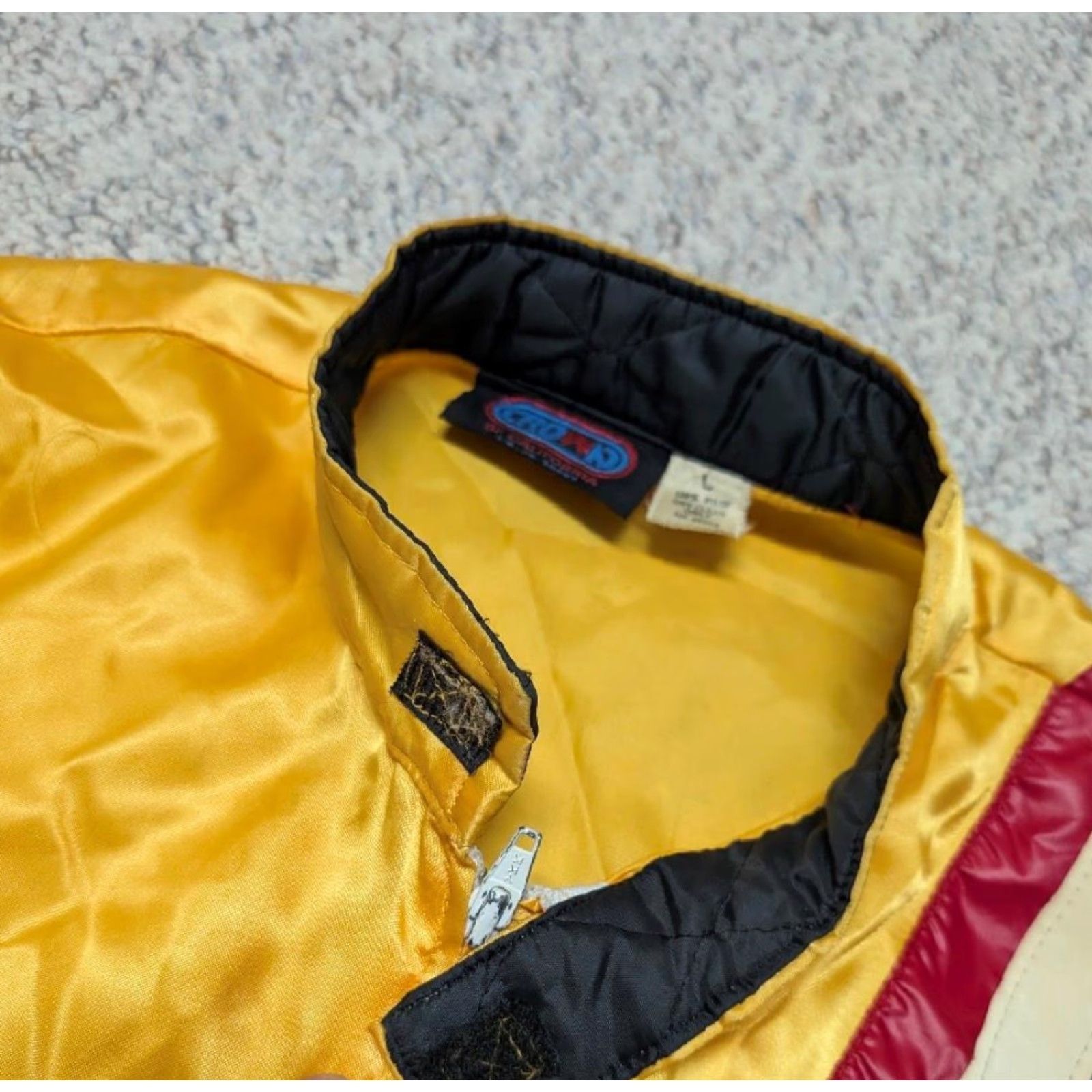 Vintage VINTAGE windbreaker Crown Jacket Mens L Satin Nylon Yellow striped Zip 1970s Car Racing Ford Cobra Shelby Streetwear Mens Size US L / EU 52-54 / 3 - 6 Thumbnail