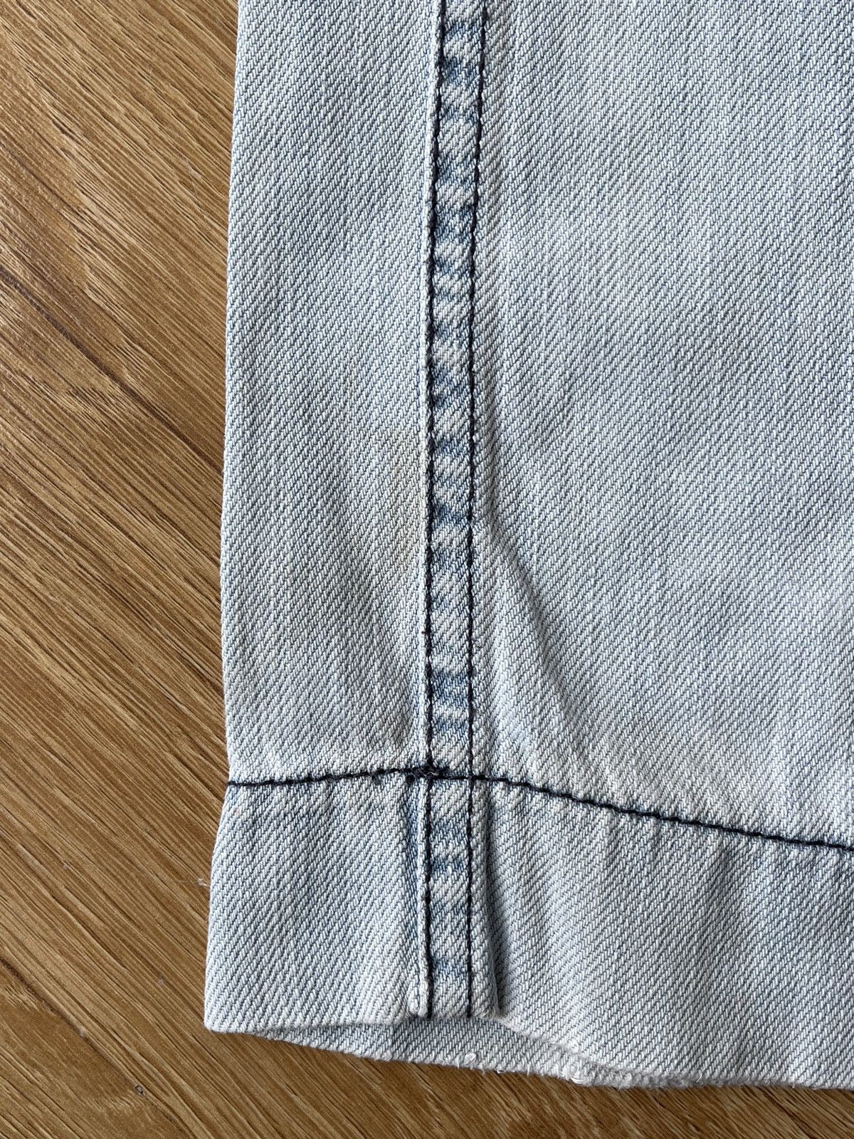 Dolce & Gabbana Dolce & Gabbana Archive Y2K Light Wash Straight Denim Jeans Size US 32 / EU 48 - 19 Thumbnail