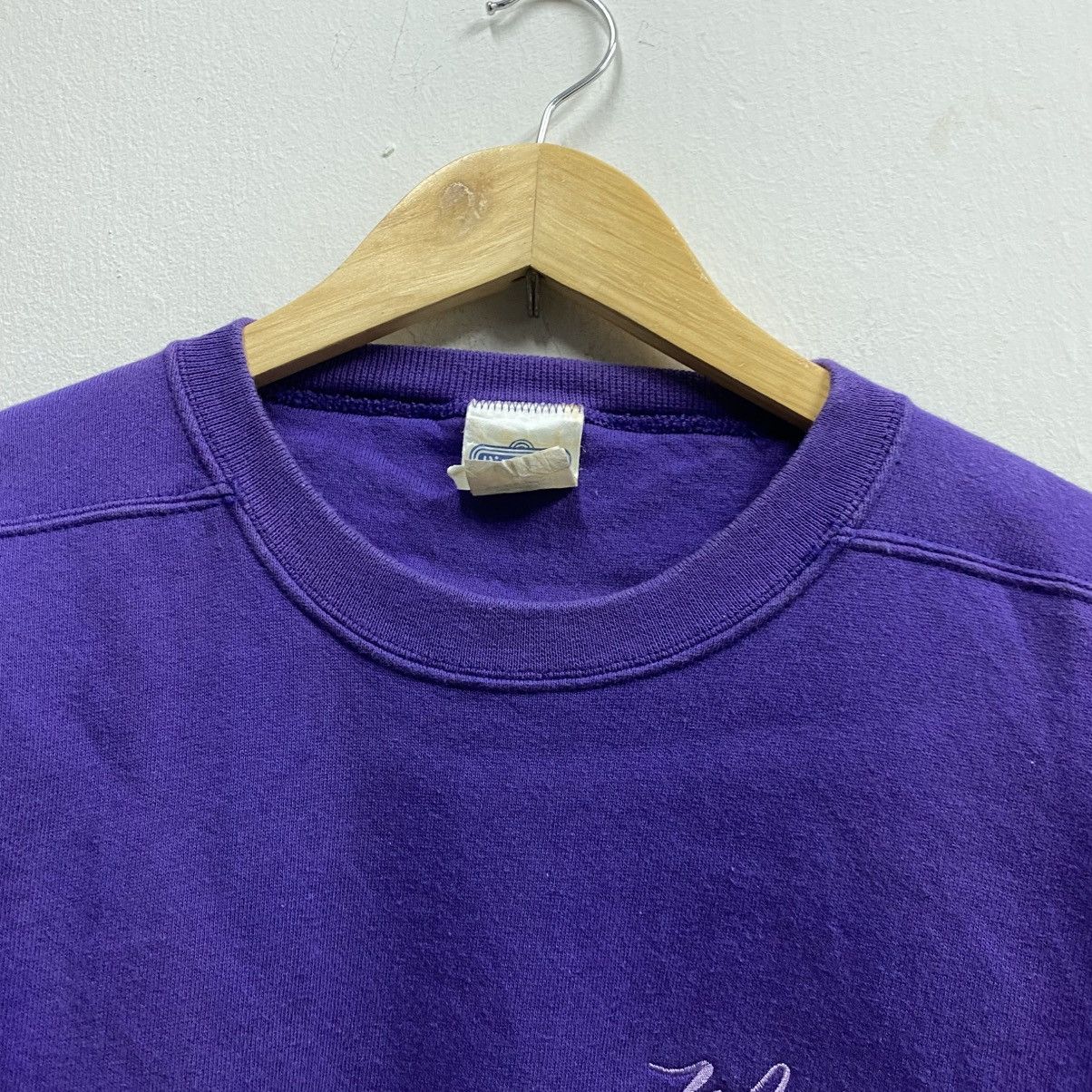 Rap Tees vintage 90s purple Whitney Houston Name crewneck sweatshirt Size US L / EU 52-54 / 3 - 8 Thumbnail