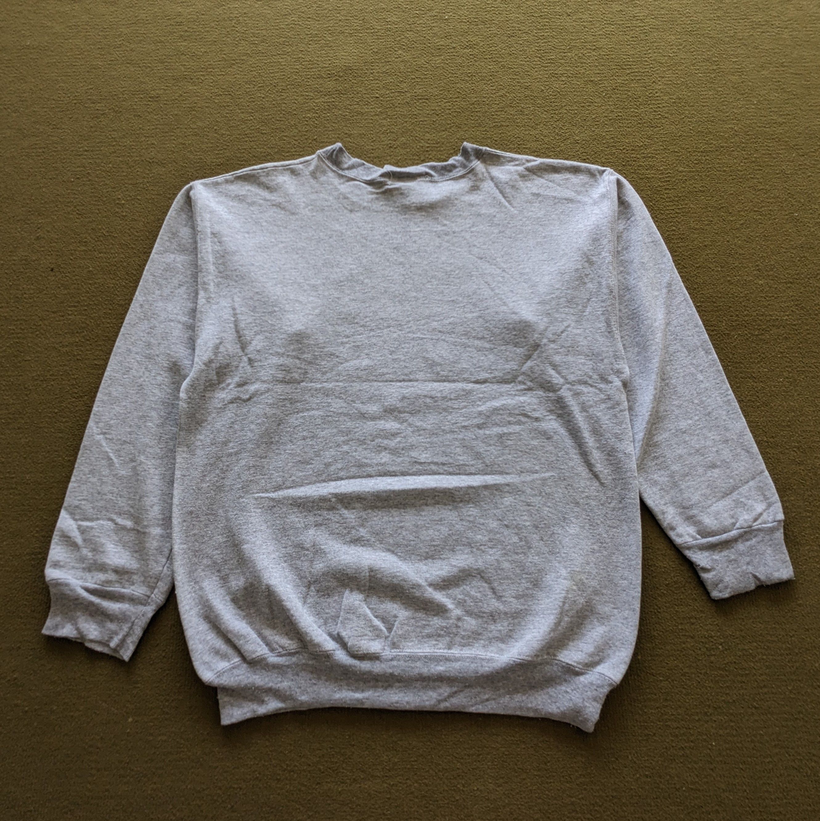 Vintage Vintage Tokyo Disneyland Mickey Mouse Cartoon Sweatshirt Size US M / EU 48-50 / 2 - 3 Thumbnail