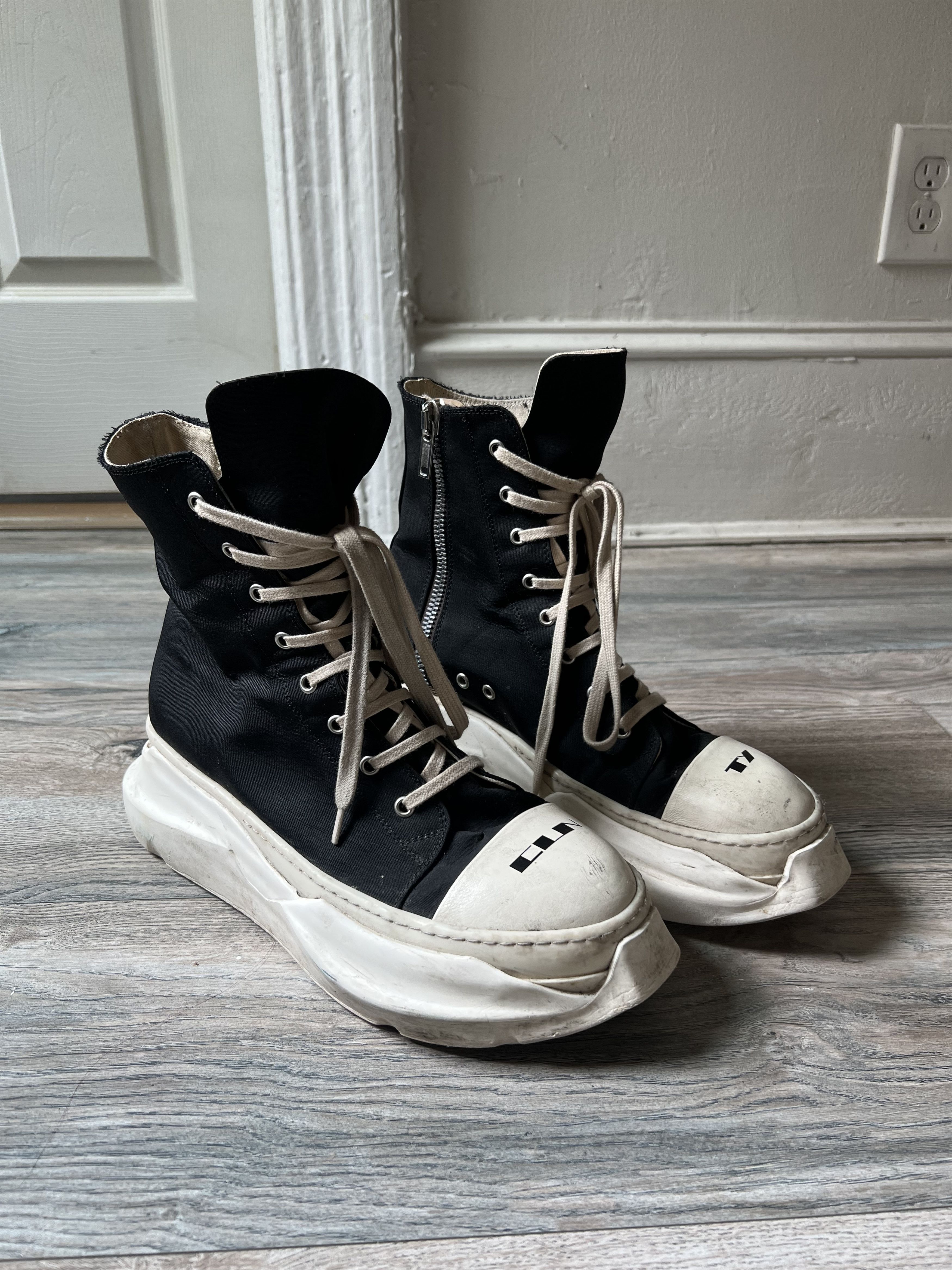 Rick Owens × Rick Owens Drkshdw RICK OWENS DRKSHDW ABSTRACT