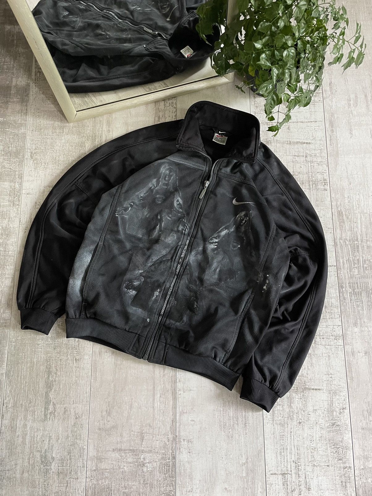 Nike × Vintage Vintage Nike Y2K Zip Up Sweatshirt Custom Avant Garde RARE Size US S / EU 44-46 / 1 - 1 Thumbnail