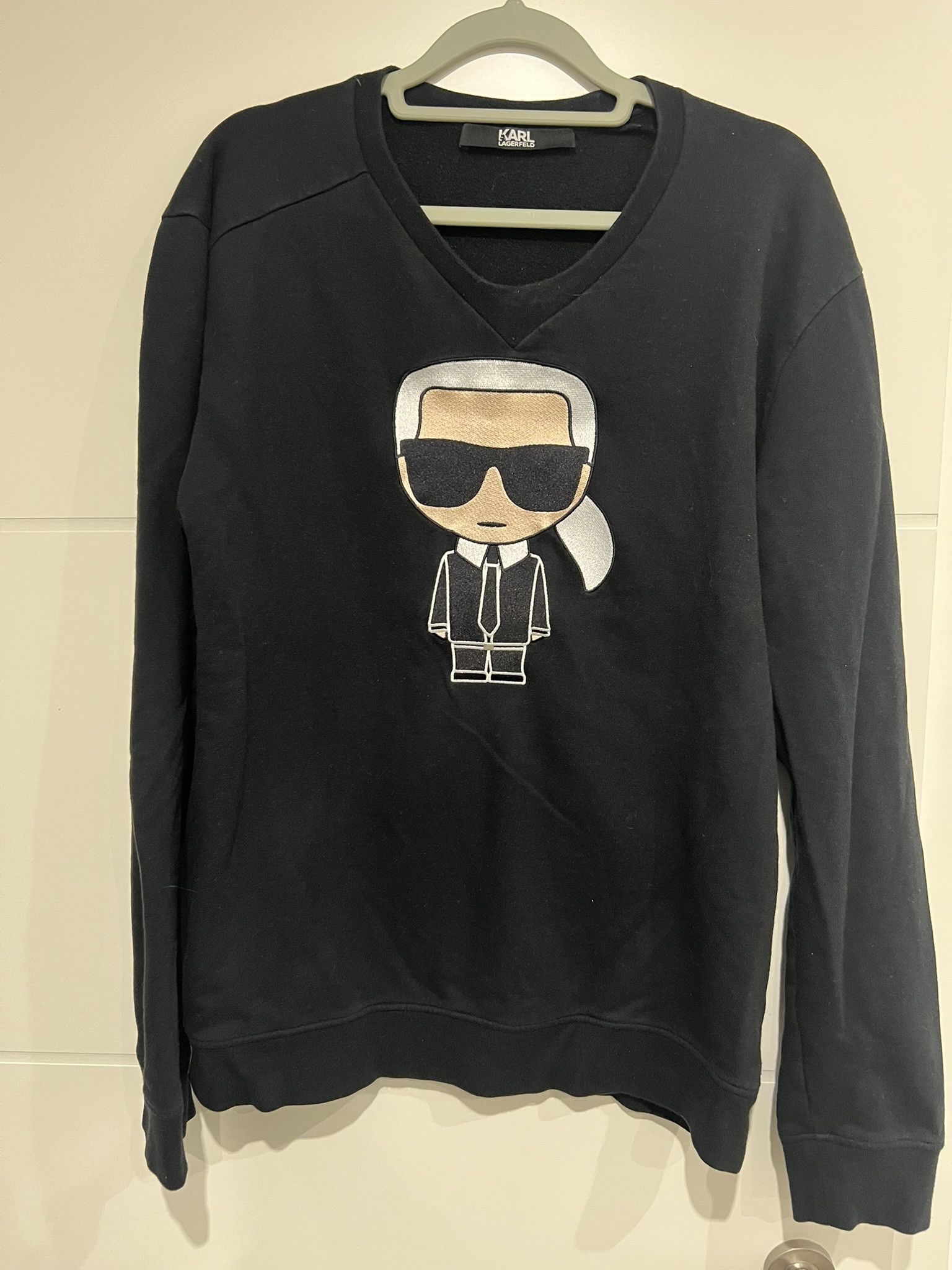 Karl Lagerfeld Ikonik Embroidered Logo V-Neck Sweatshirt Size US M / EU 48-50 / 2 - 1 Thumbnail